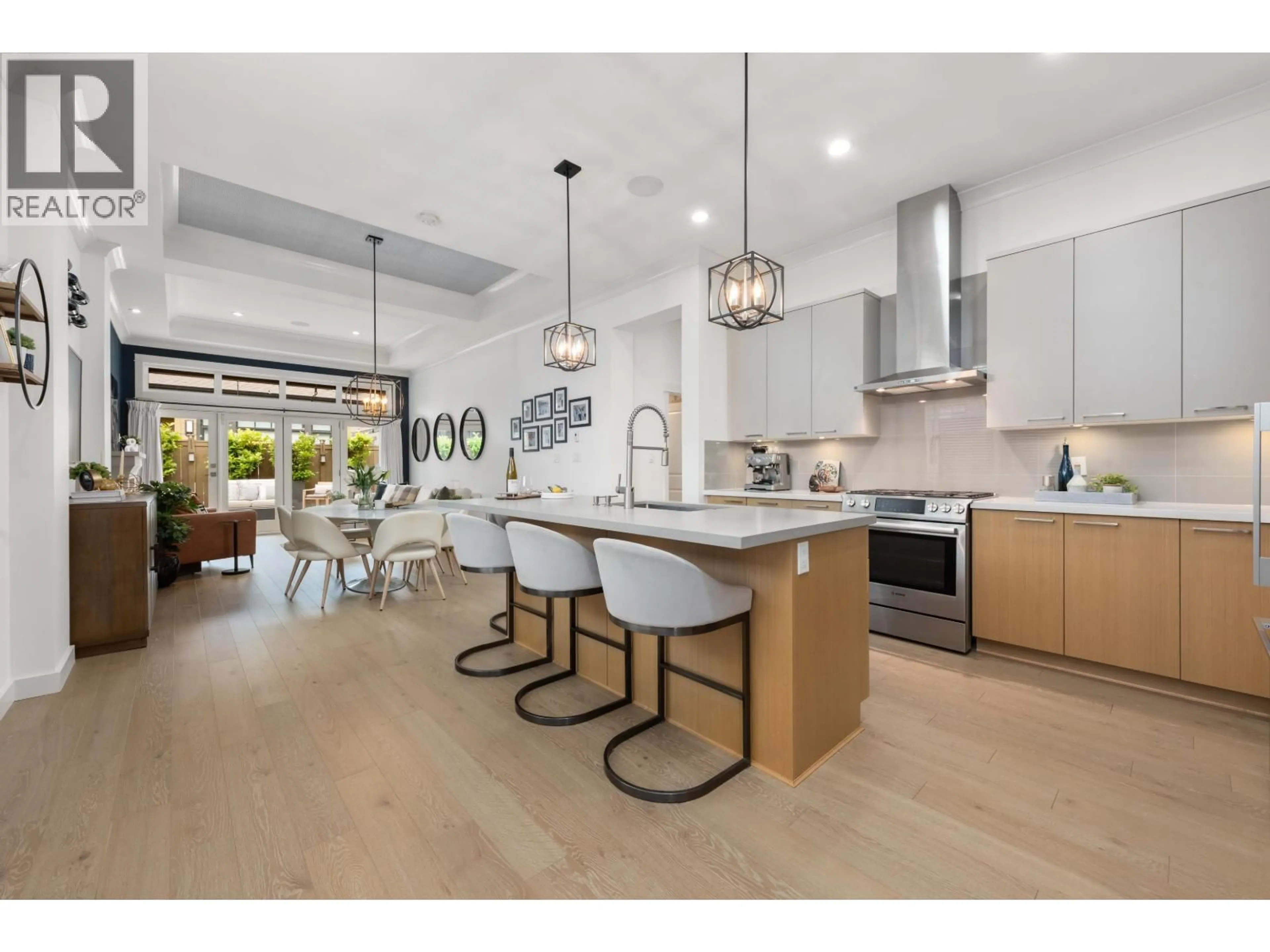 Open concept kitchen, ceramic/tile floor for 4959 CEDAR SPRINGS DRIVE, Tsawwassen British Columbia V4M0A7