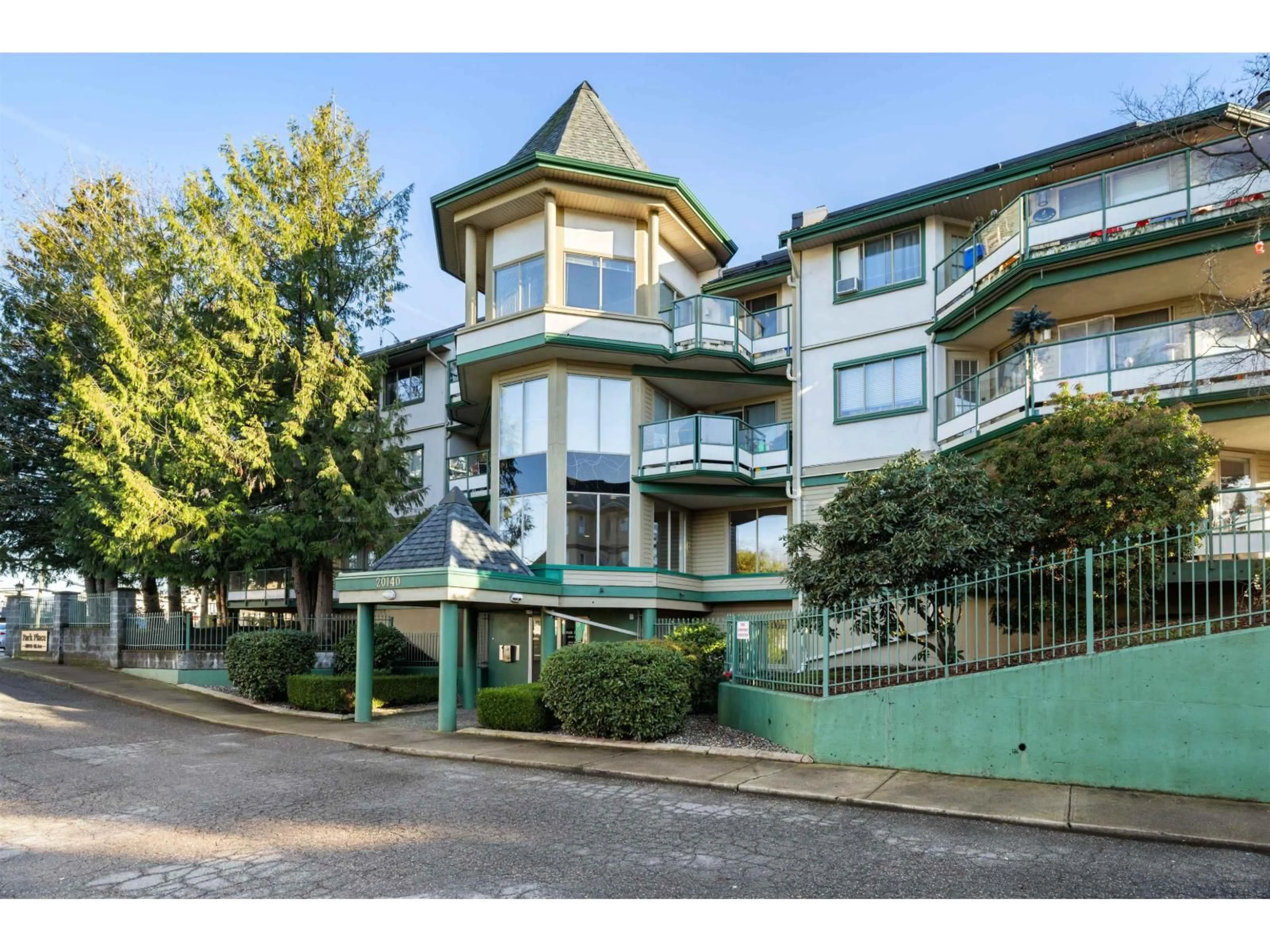 Unknown for 304 - 20140 56 AVENUE, Langley British Columbia V3A3Y4