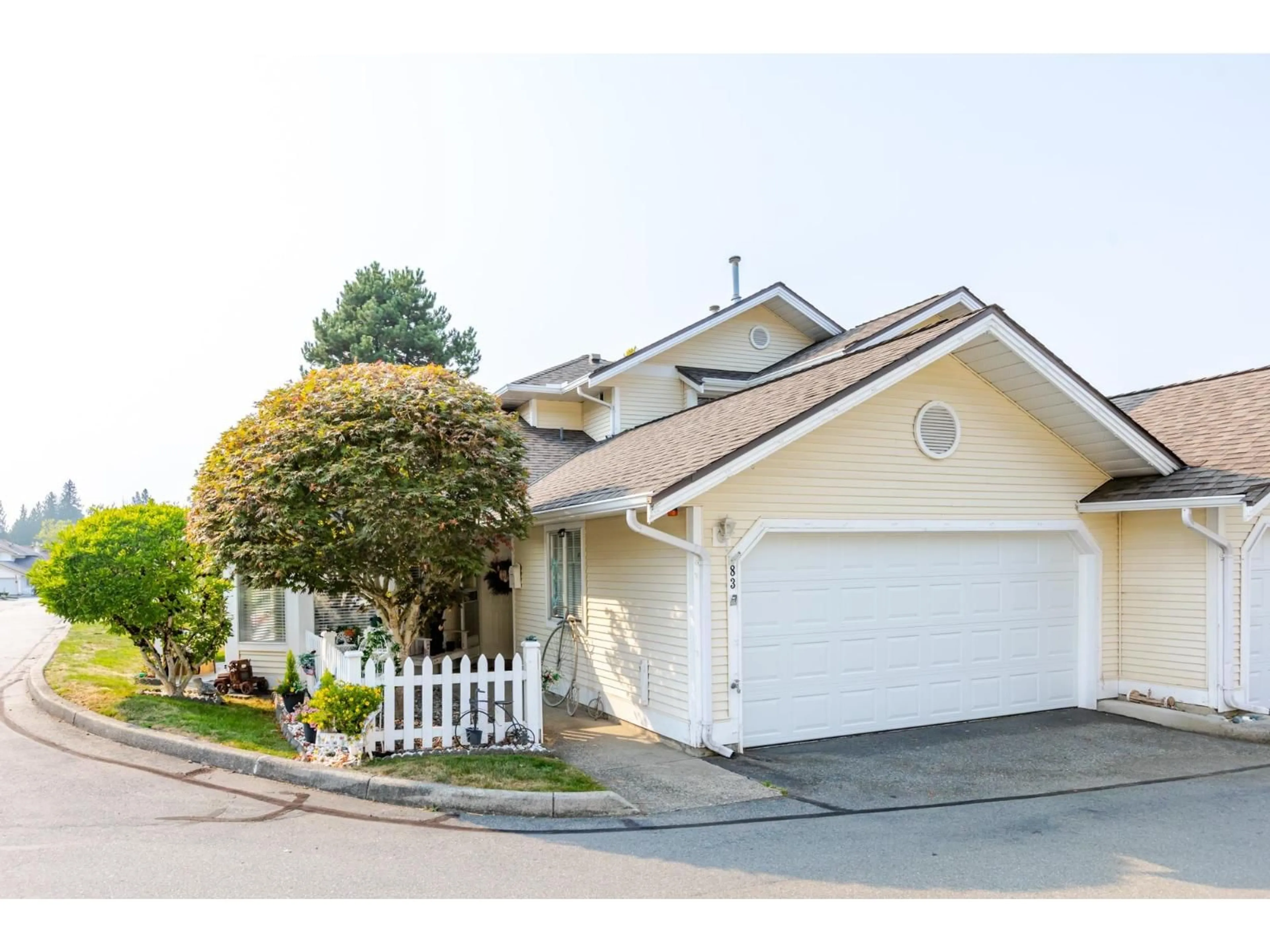 Home with vinyl exterior material, street for 83 - 21138 88 AVENUE, Langley British Columbia V1M2G7