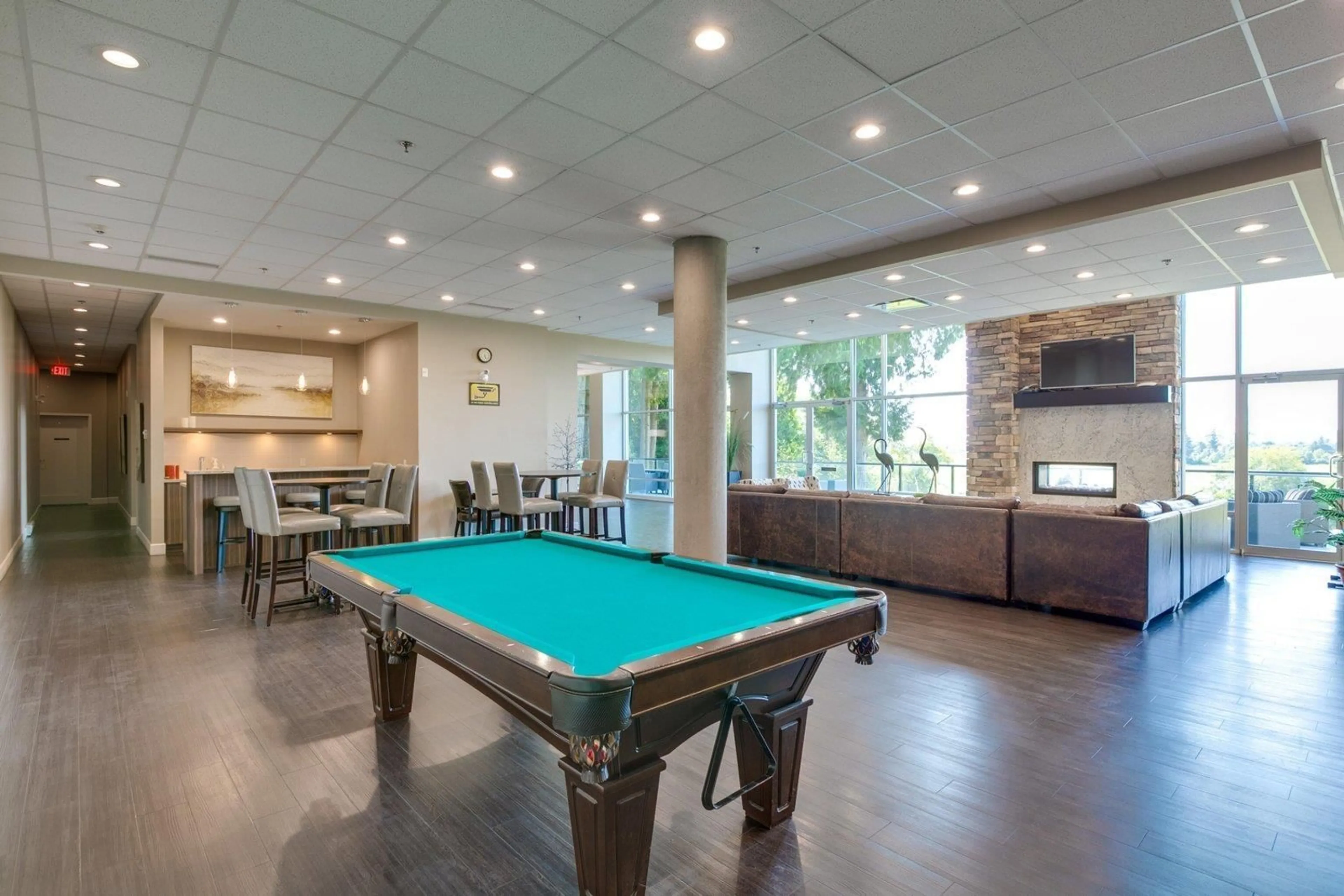 Lobby for 111 - 15185 36 AVENUE, Surrey British Columbia V3Z4R3