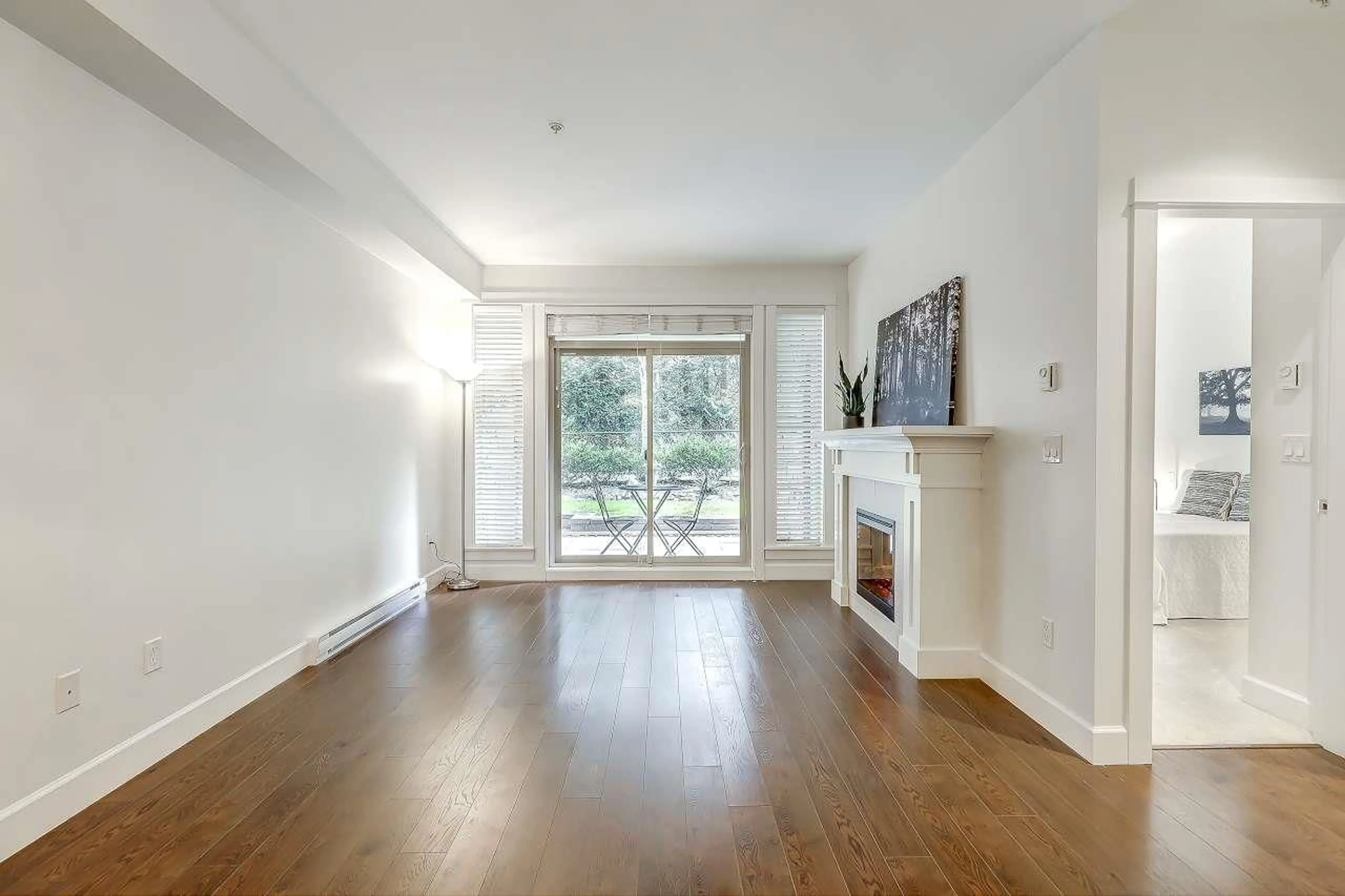 Unknown for 111 - 15185 36 AVENUE, Surrey British Columbia V3Z4R3