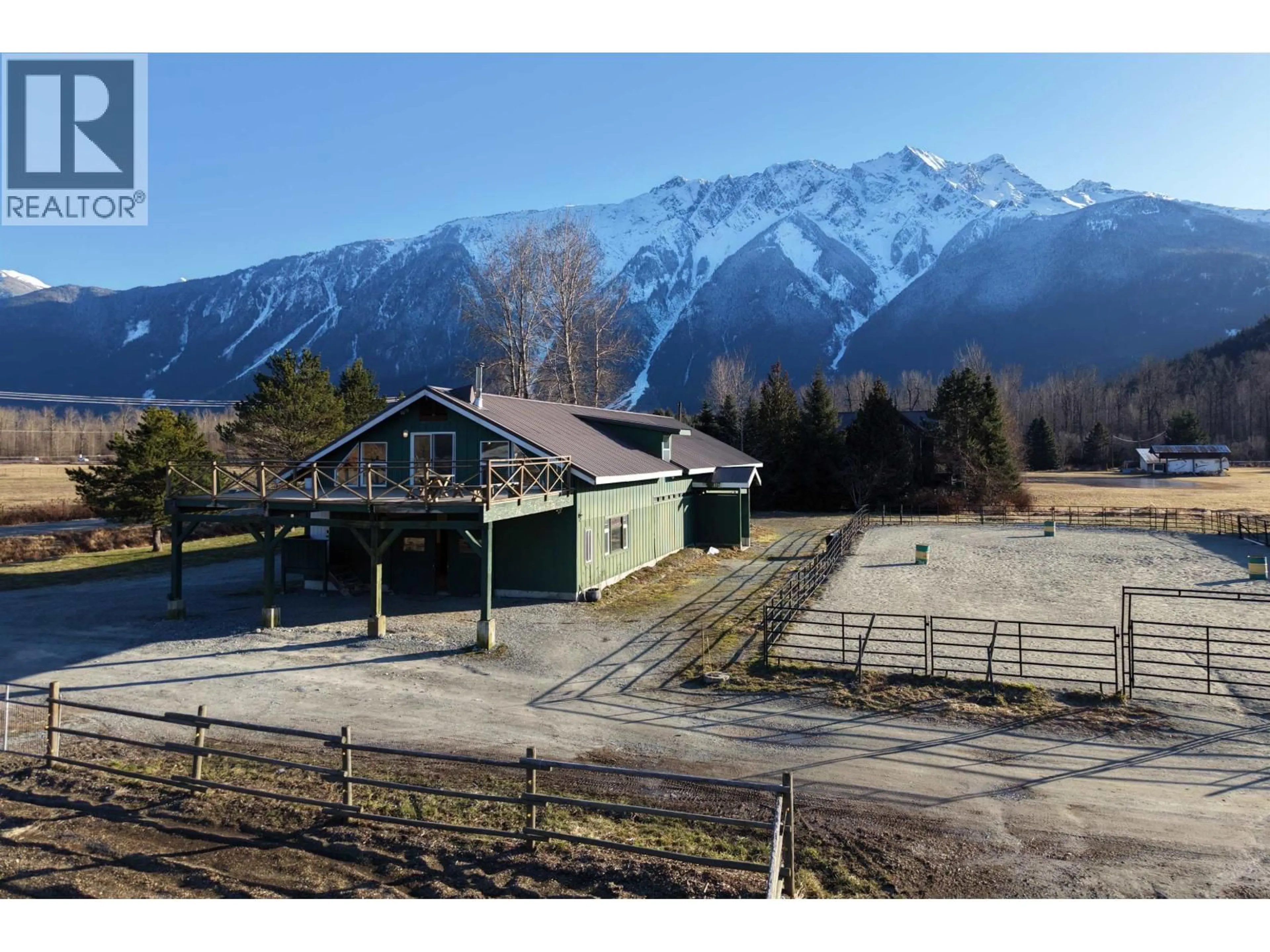 A pic from outside/outdoor area/front of a property/back of a property/a pic from drone, mountain view for 7395 CLOVER ROAD, Pemberton British Columbia V0N2L0