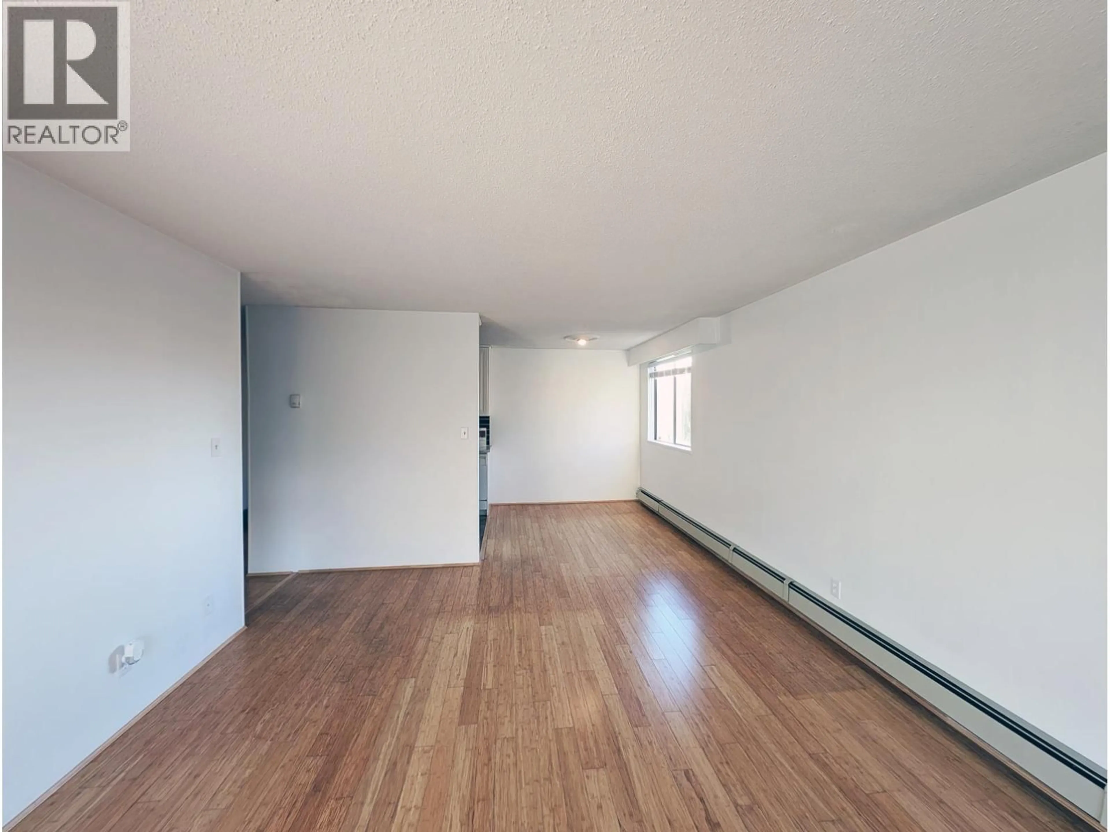 A pic of a room for 105 - 275 2ND STREET, North Vancouver British Columbia V7M1C9