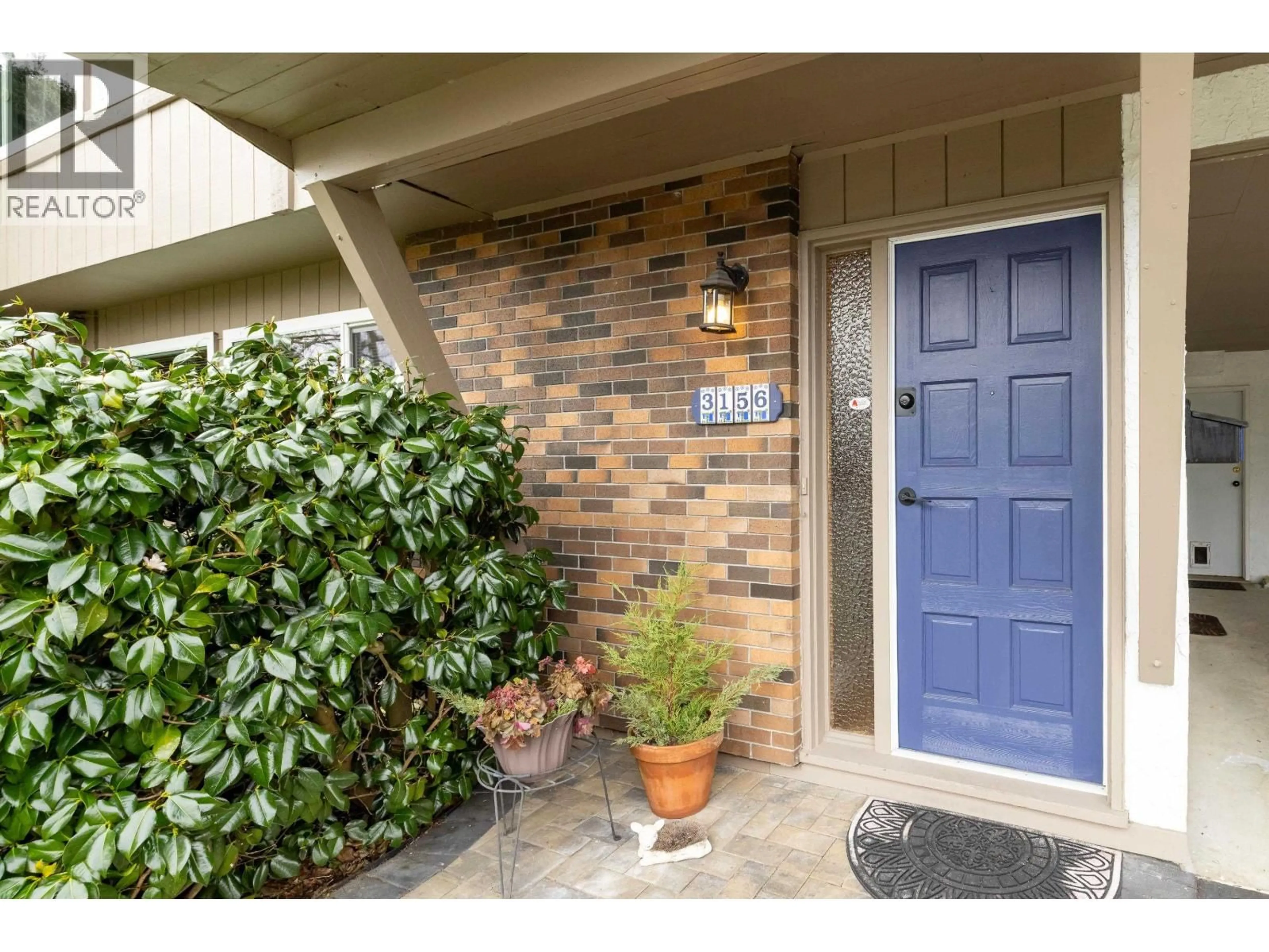 Indoor entryway for 3156 COMPASS COURT, Coquitlam British Columbia V3C4A1