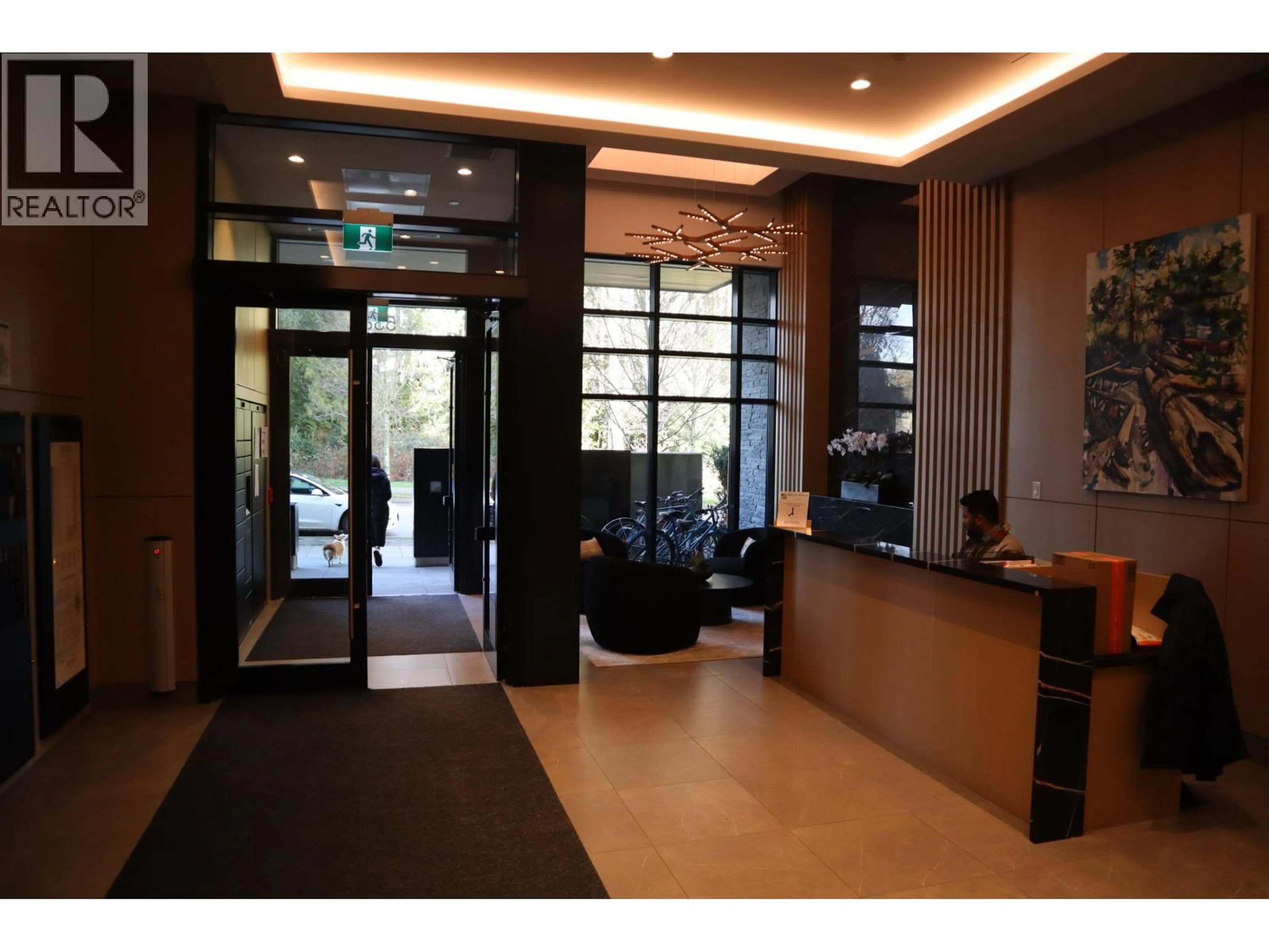Indoor foyer for 1410 - 5380 CROOKED BRANCH ROAD, Vancouver British Columbia V6T0E5