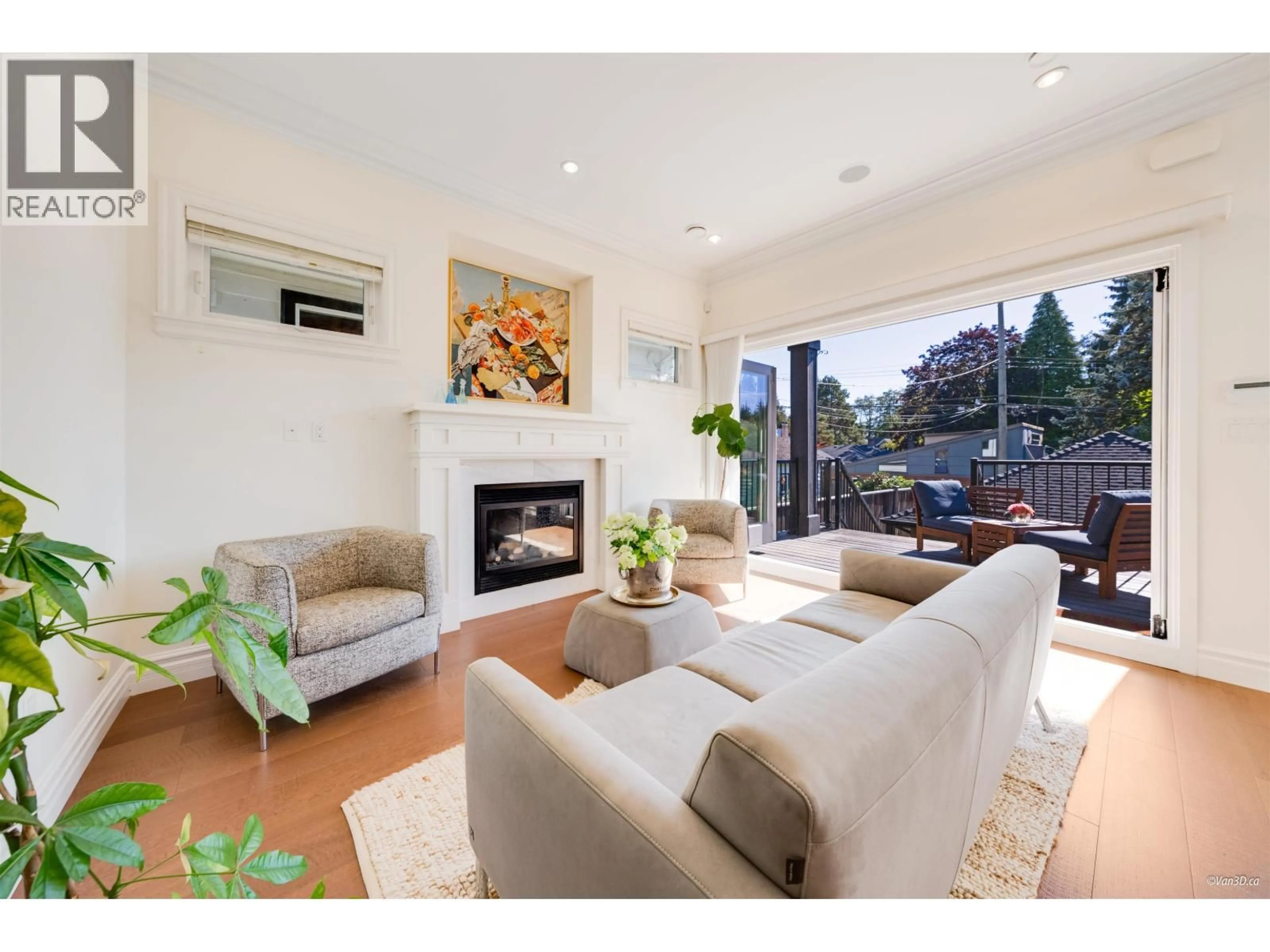 Living room with furniture, unknown for 4042 20TH AVENUE, Vancouver British Columbia V6S1G5