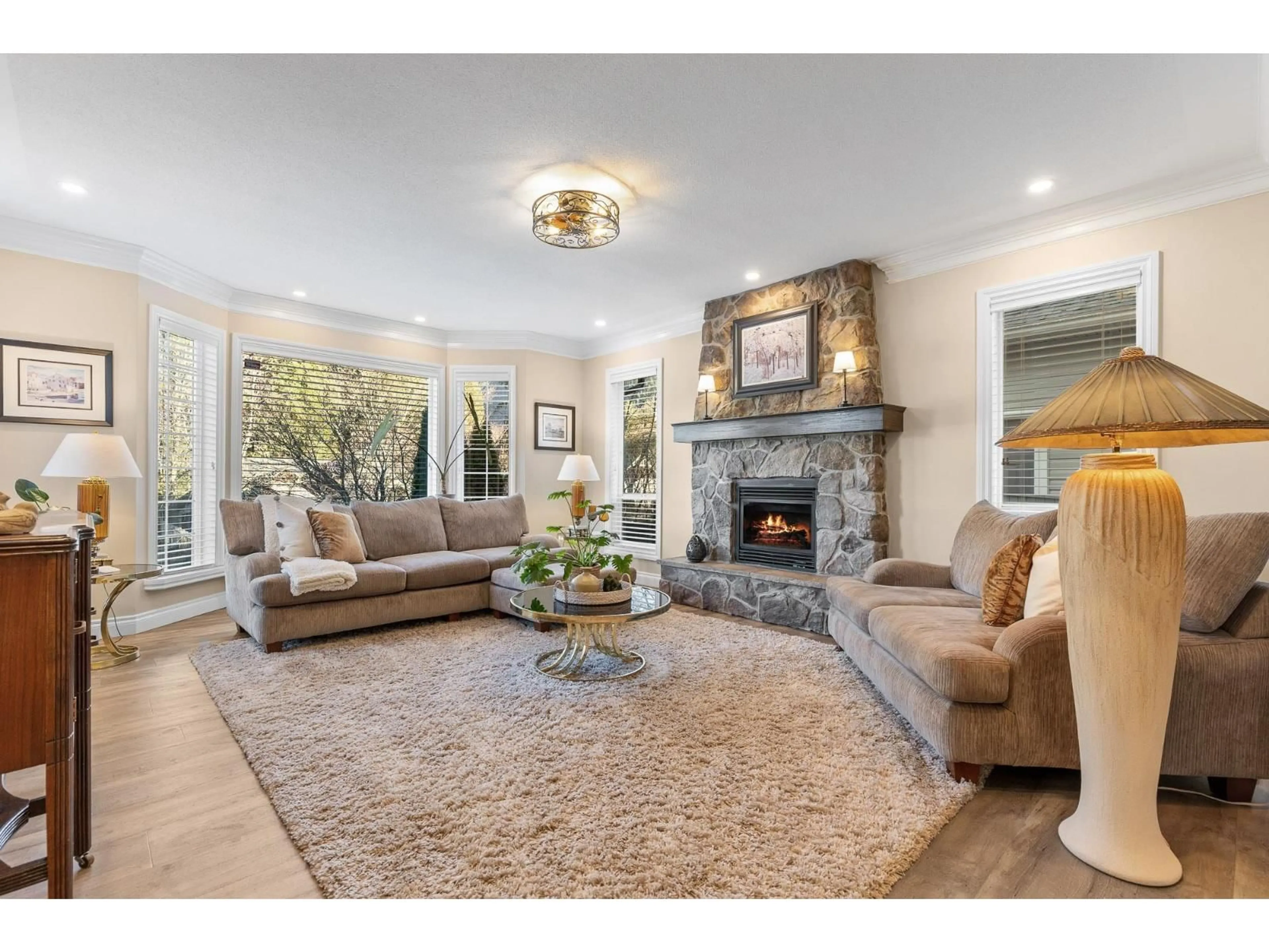 Living room with furniture, unknown for 10269 WILDROSE DRIVE, Rosedale British Columbia V0X1X1