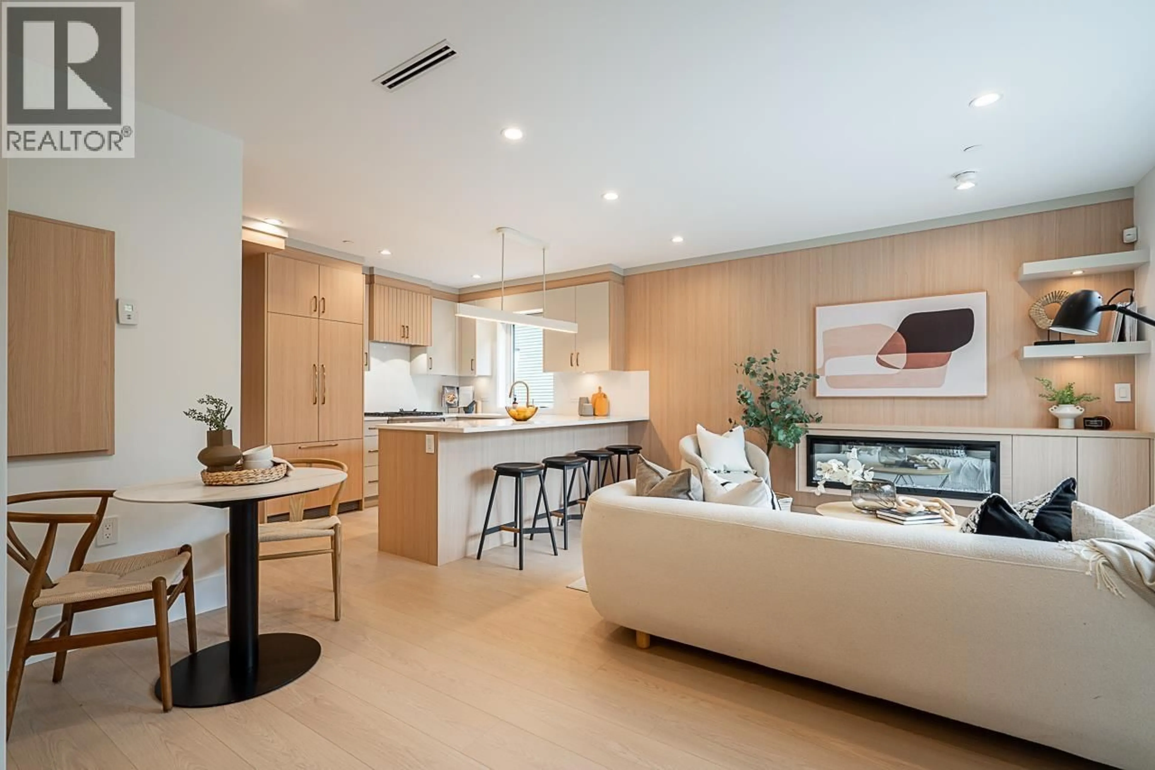 Unknown for 1 - 1816 3RD AVENUE, Vancouver British Columbia V5N1H2