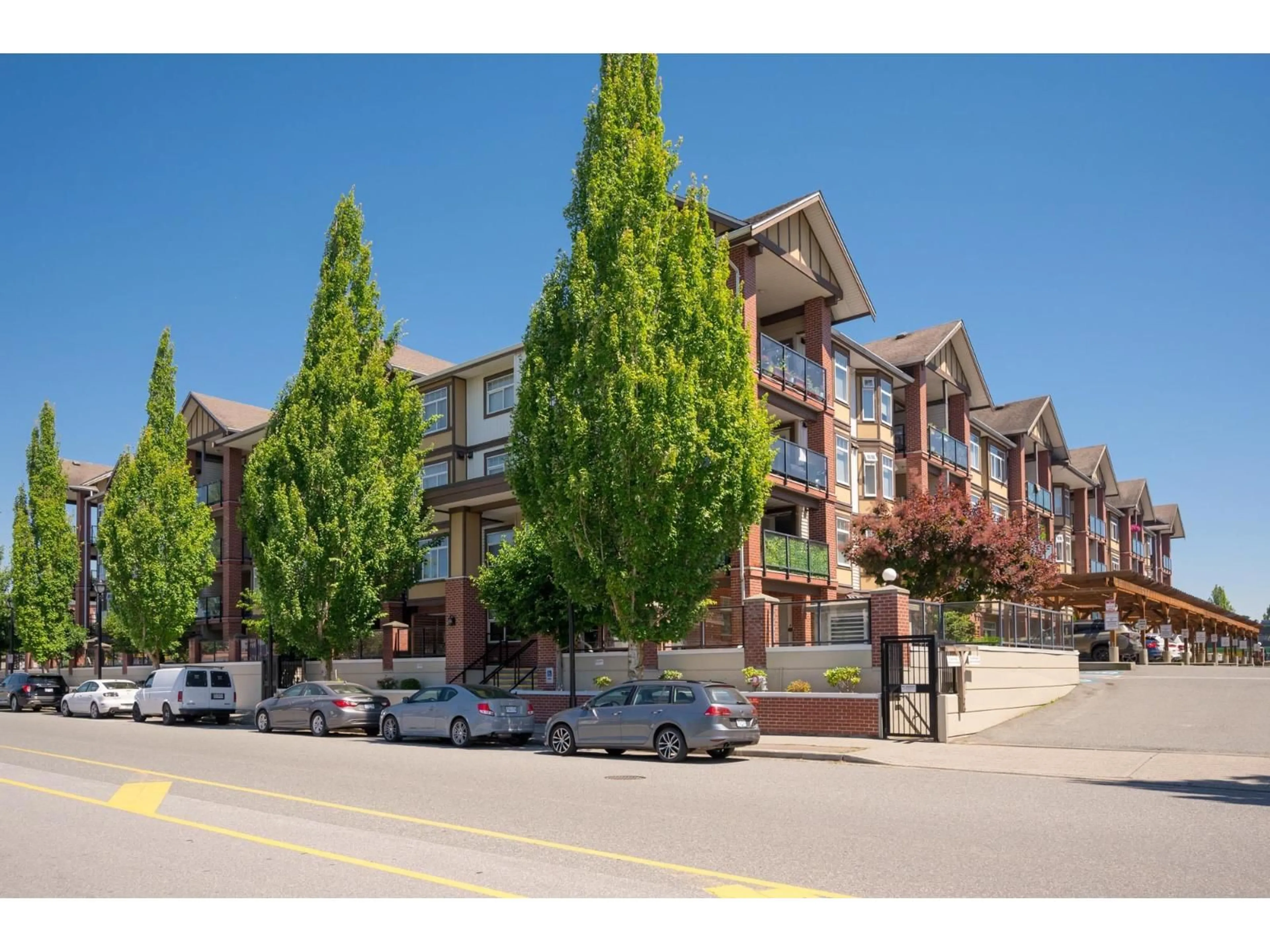 A pic from outside/outdoor area/front of a property/back of a property/a pic from drone, unknown for 439 - 5660 201A STREET, Langley British Columbia V3A0B4