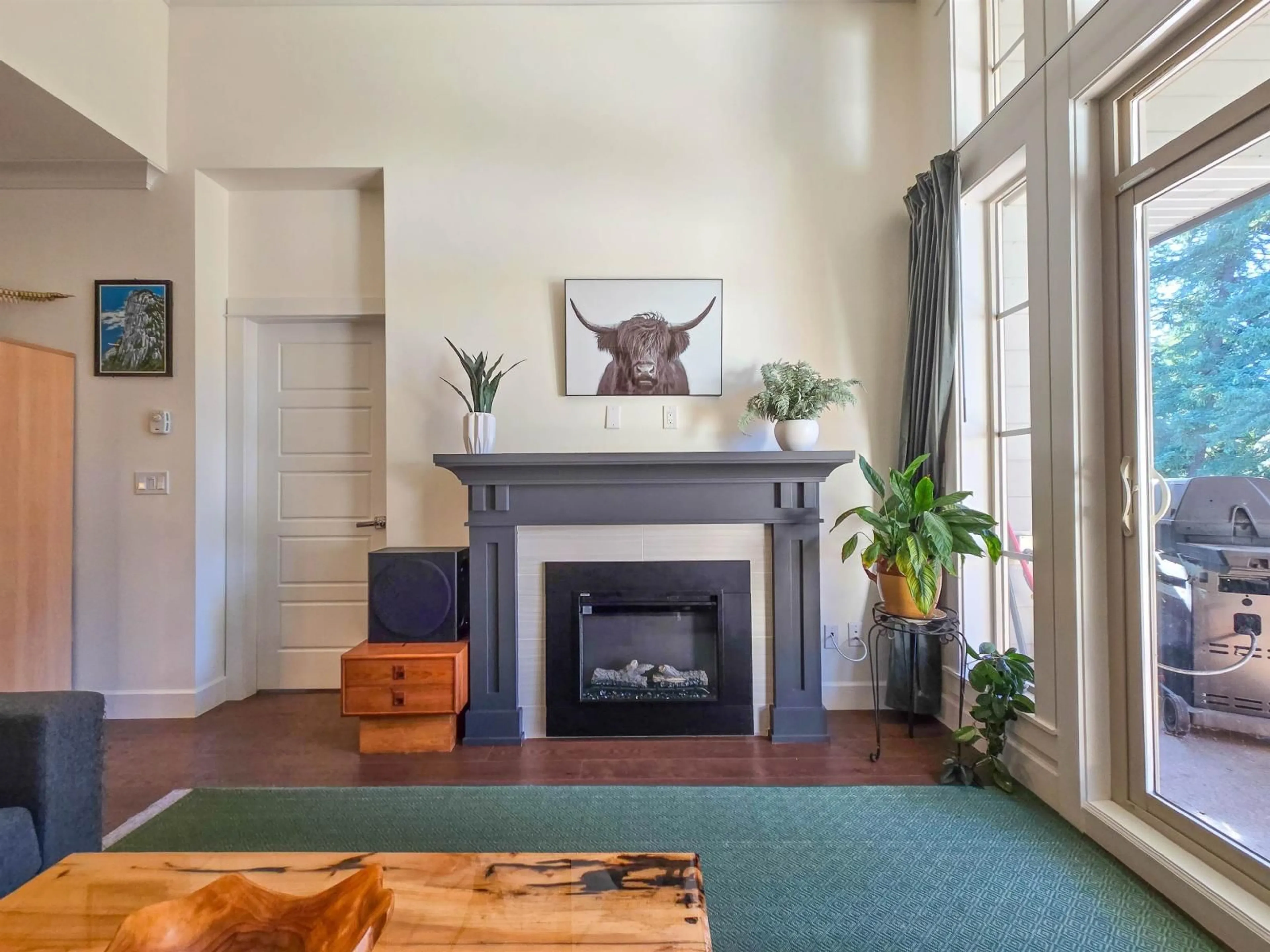 Unknown for 305 - 15145 36 AVENUE, Surrey British Columbia V3Z4R3