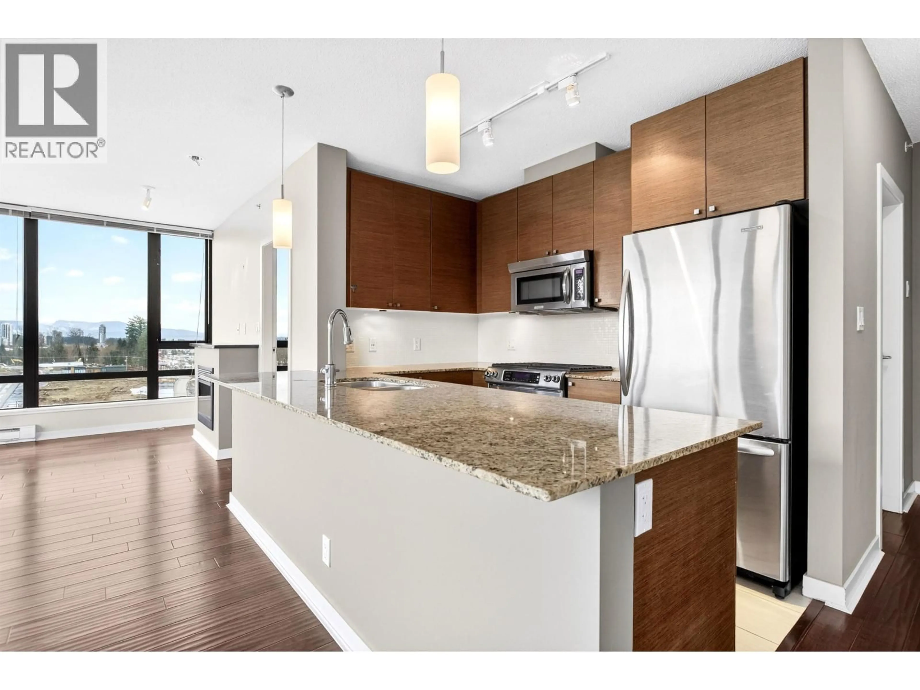 Open concept kitchen, unknown for 1908 - 400 CAPILANO ROAD, Port Moody British Columbia V3H0E1