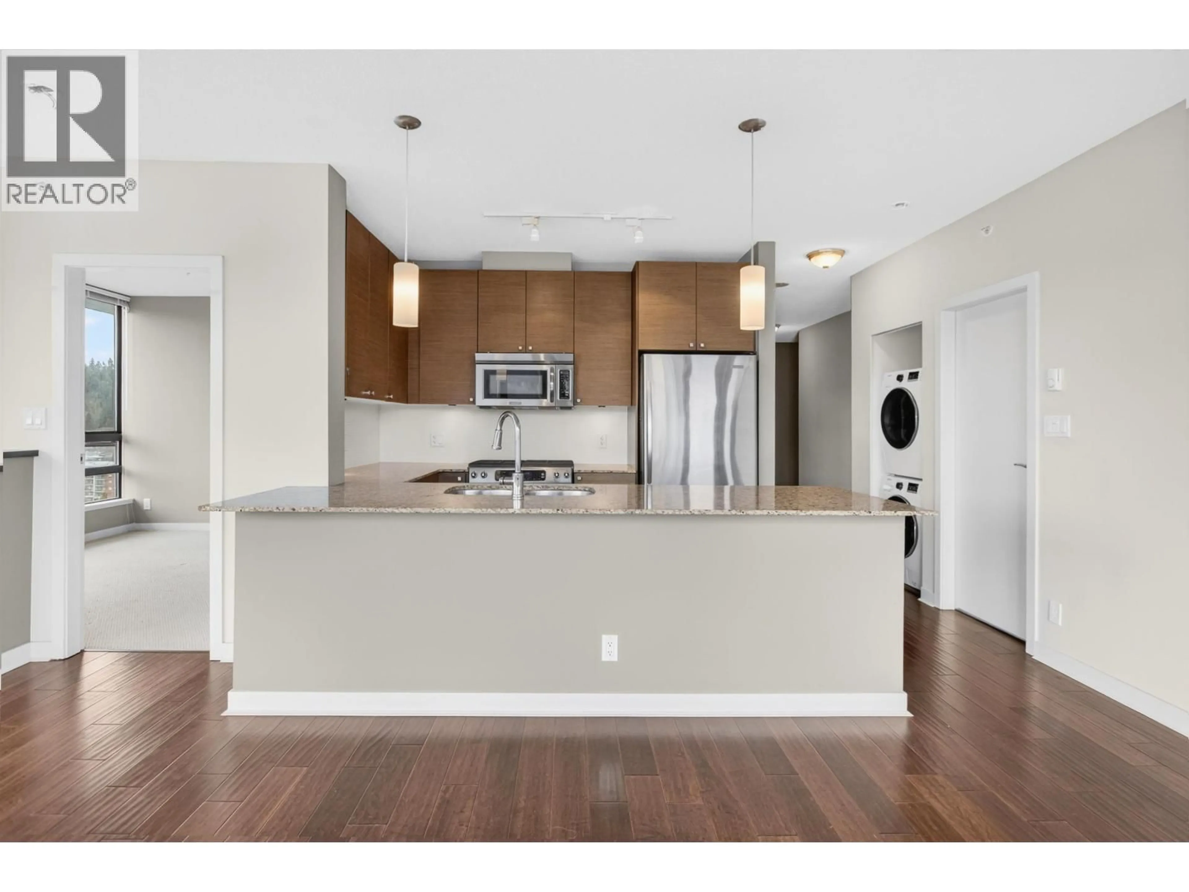 Open concept kitchen, unknown for 1908 - 400 CAPILANO ROAD, Port Moody British Columbia V3H0E1