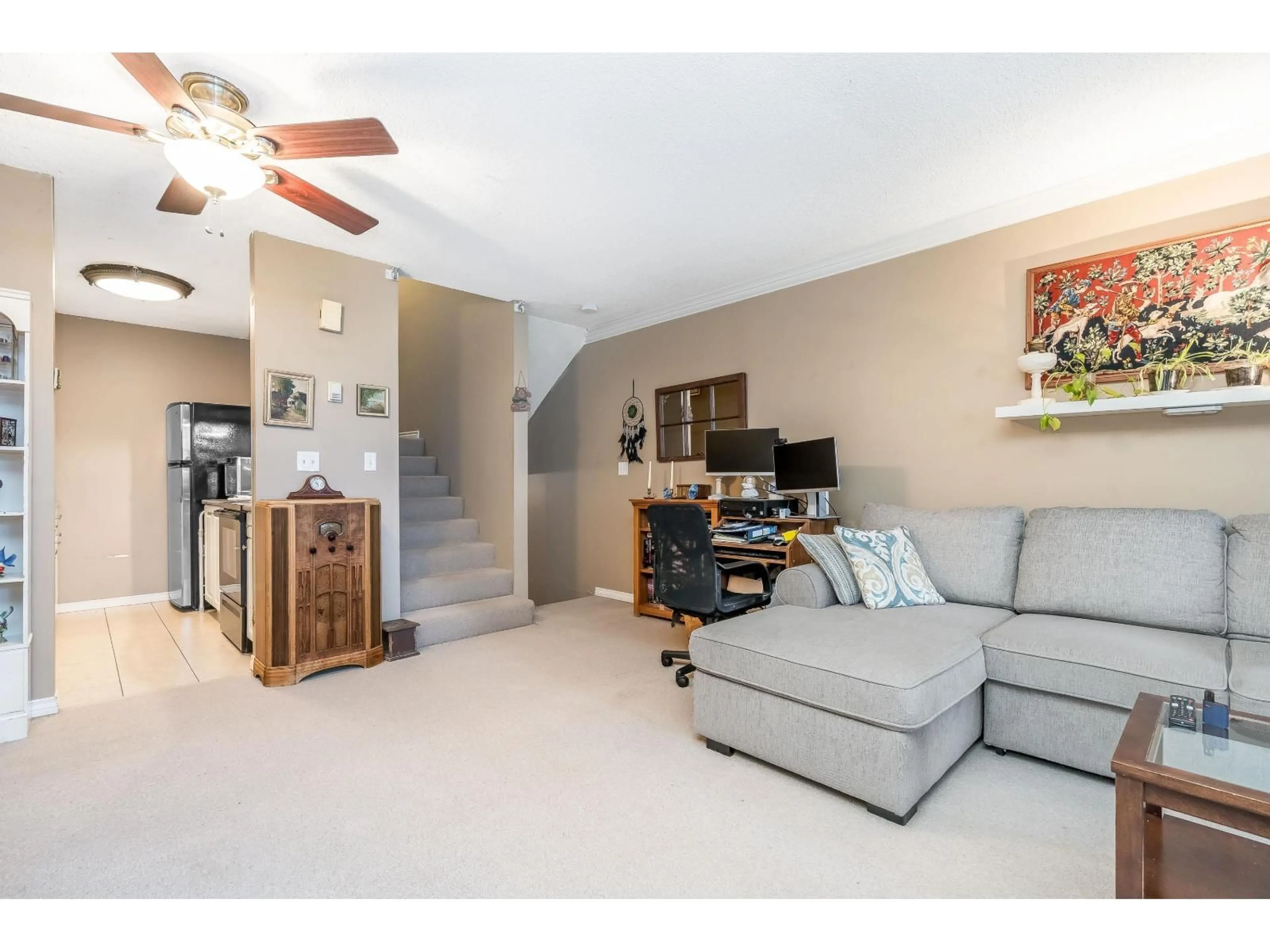 Living room with furniture, unknown for 70 - 17712 60 AVENUE, Surrey British Columbia V3S1V2