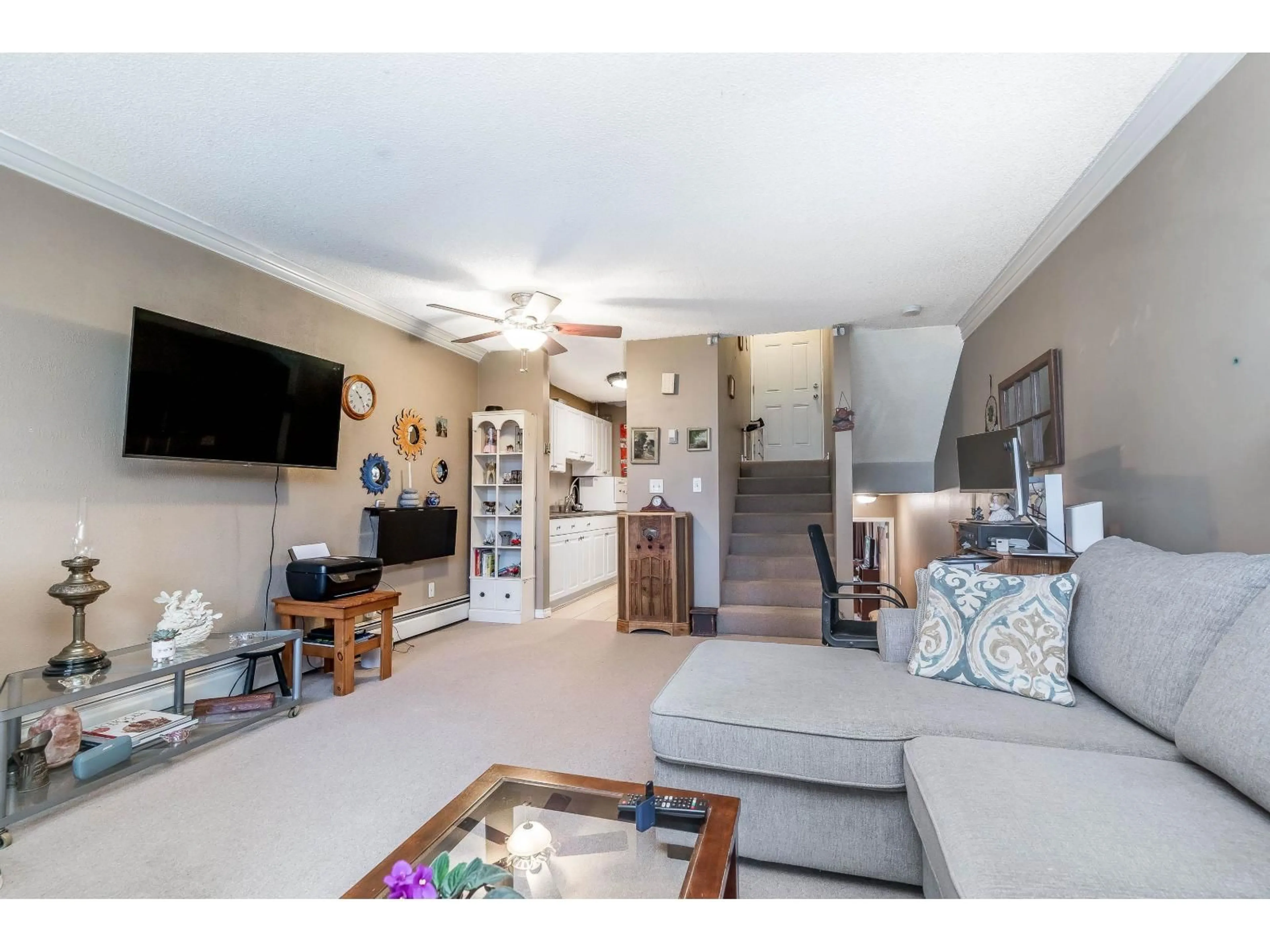 Living room with furniture, unknown for 70 - 17712 60 AVENUE, Surrey British Columbia V3S1V2