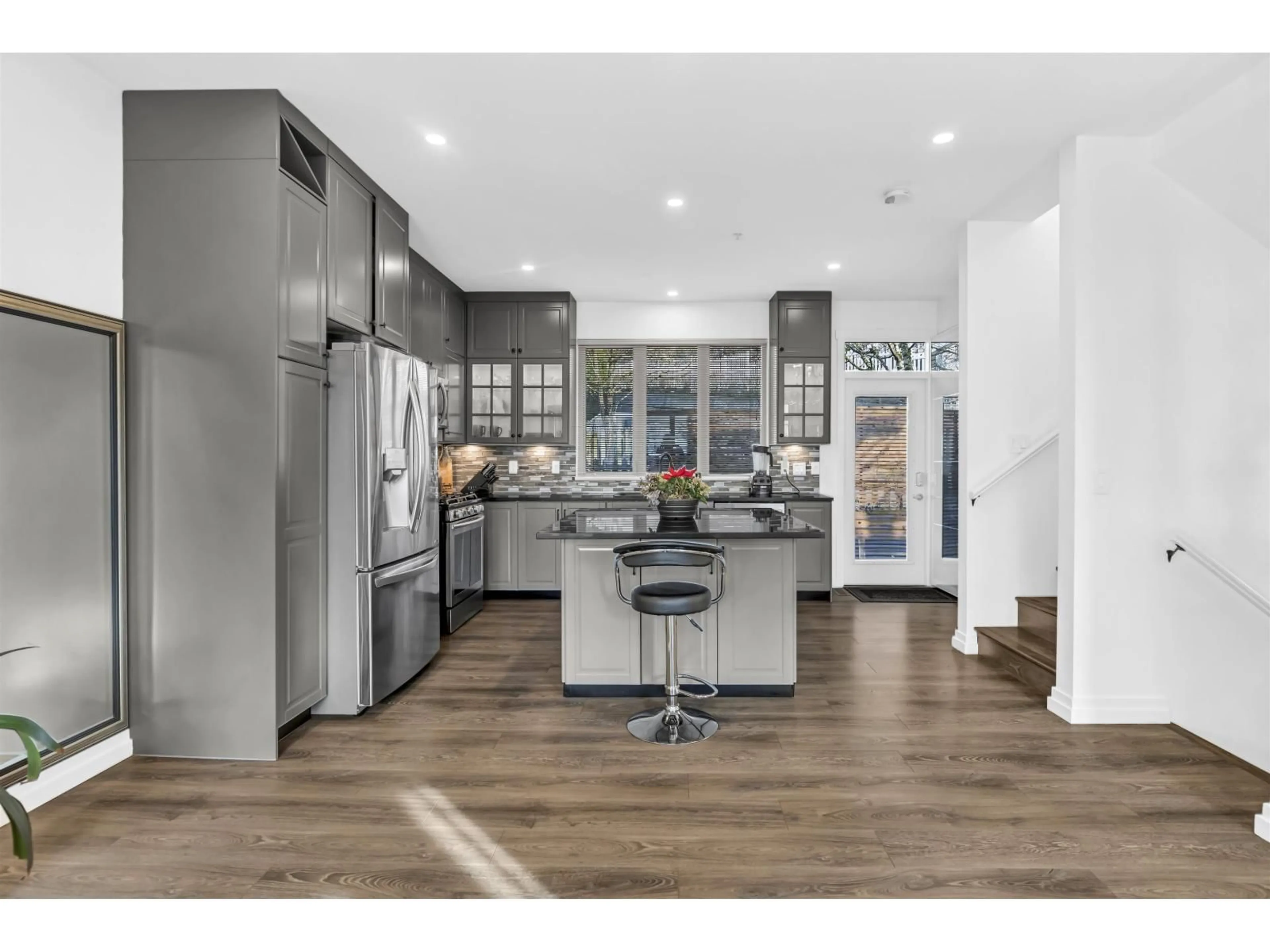 Open concept kitchen, unknown for 35 - 20326 68 AVENUE, Langley British Columbia V2Y0E3