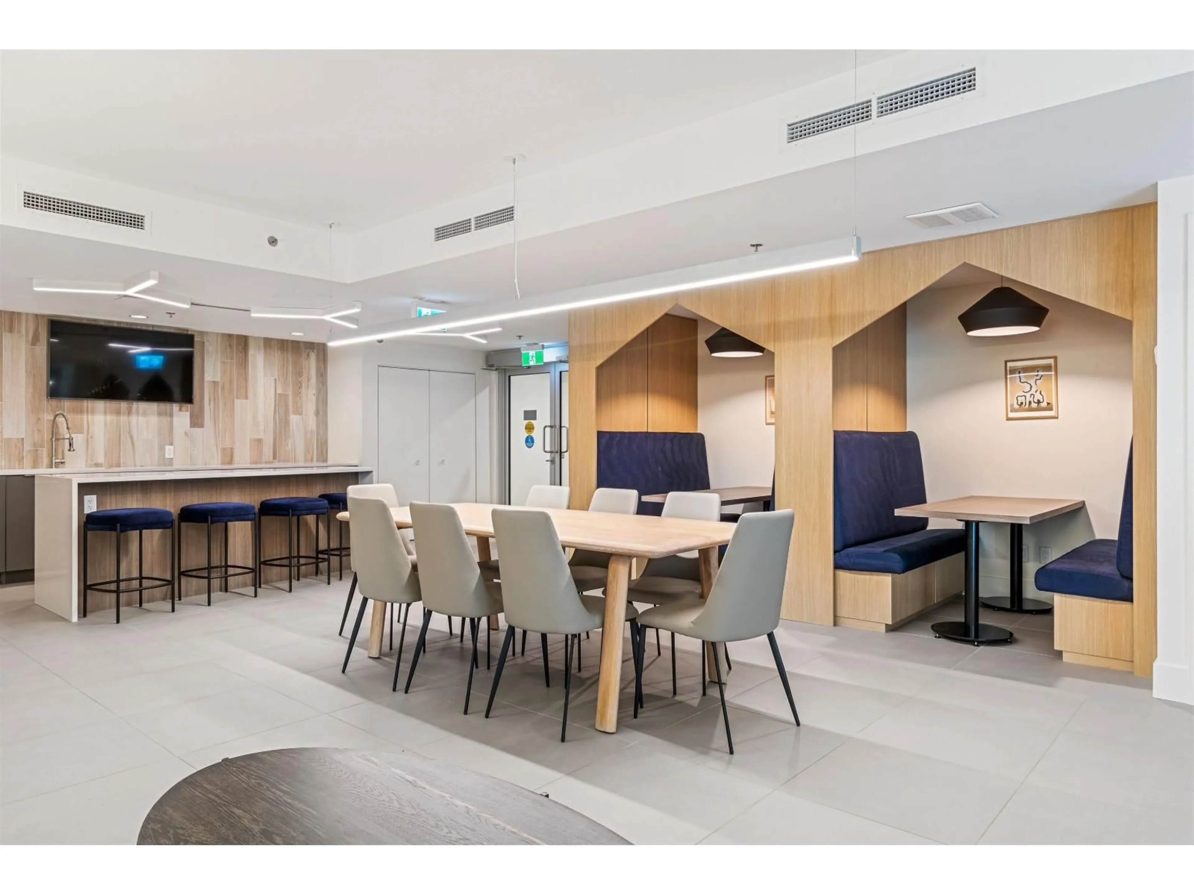 Unknown for 507 - 13318 104 AVENUE, Surrey British Columbia V3T0R2