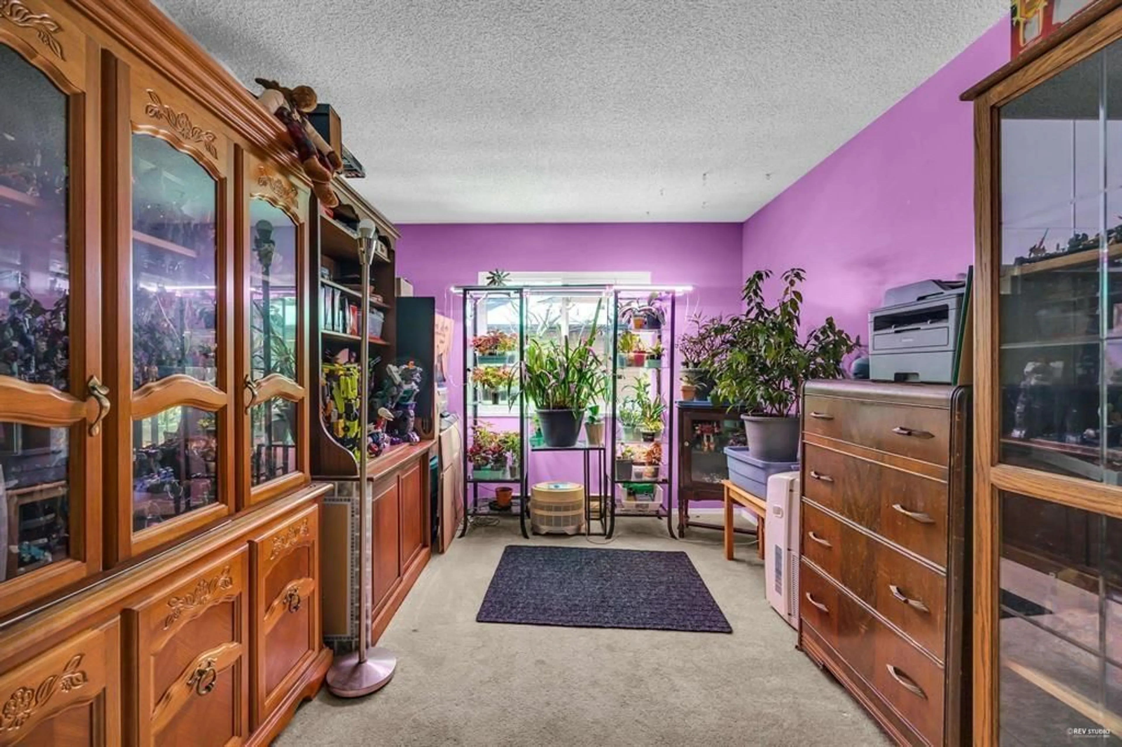 Indoor foyer for 1202 - 10620 150 STREET, Surrey British Columbia V3R7S1