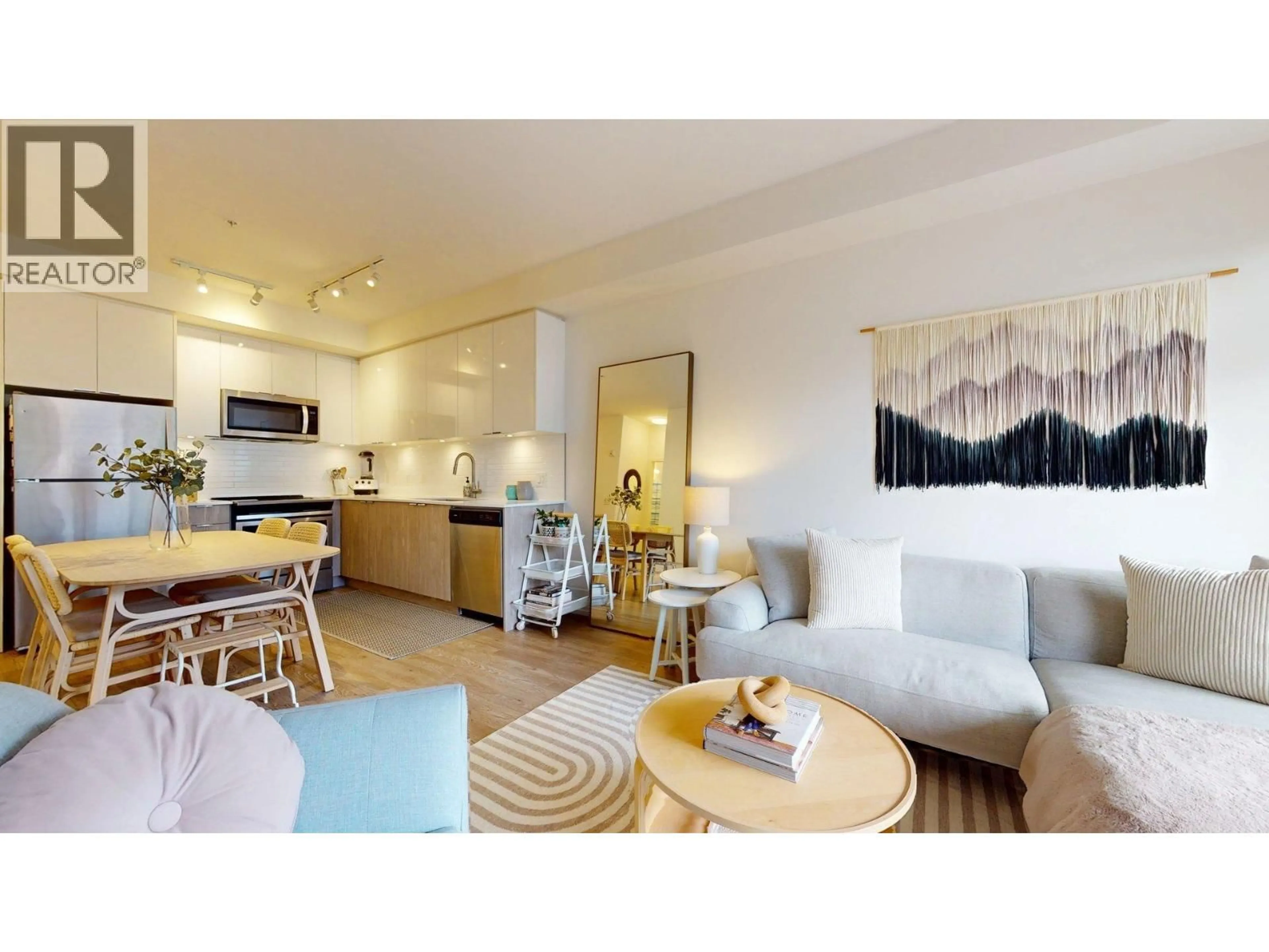 Unknown for 611 - 37881 CLEVELAND AVENUE, Squamish British Columbia V8B0Z7