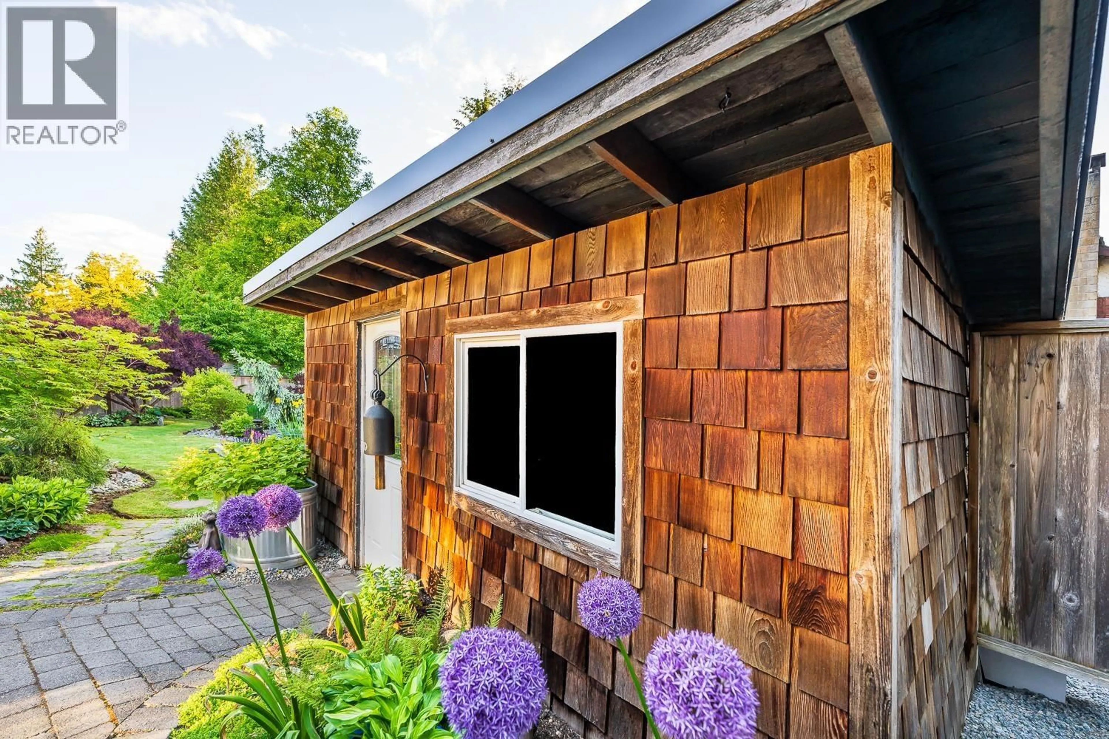 Unknown for 40195 KINTYRE DRIVE, Squamish British Columbia V0N1T0