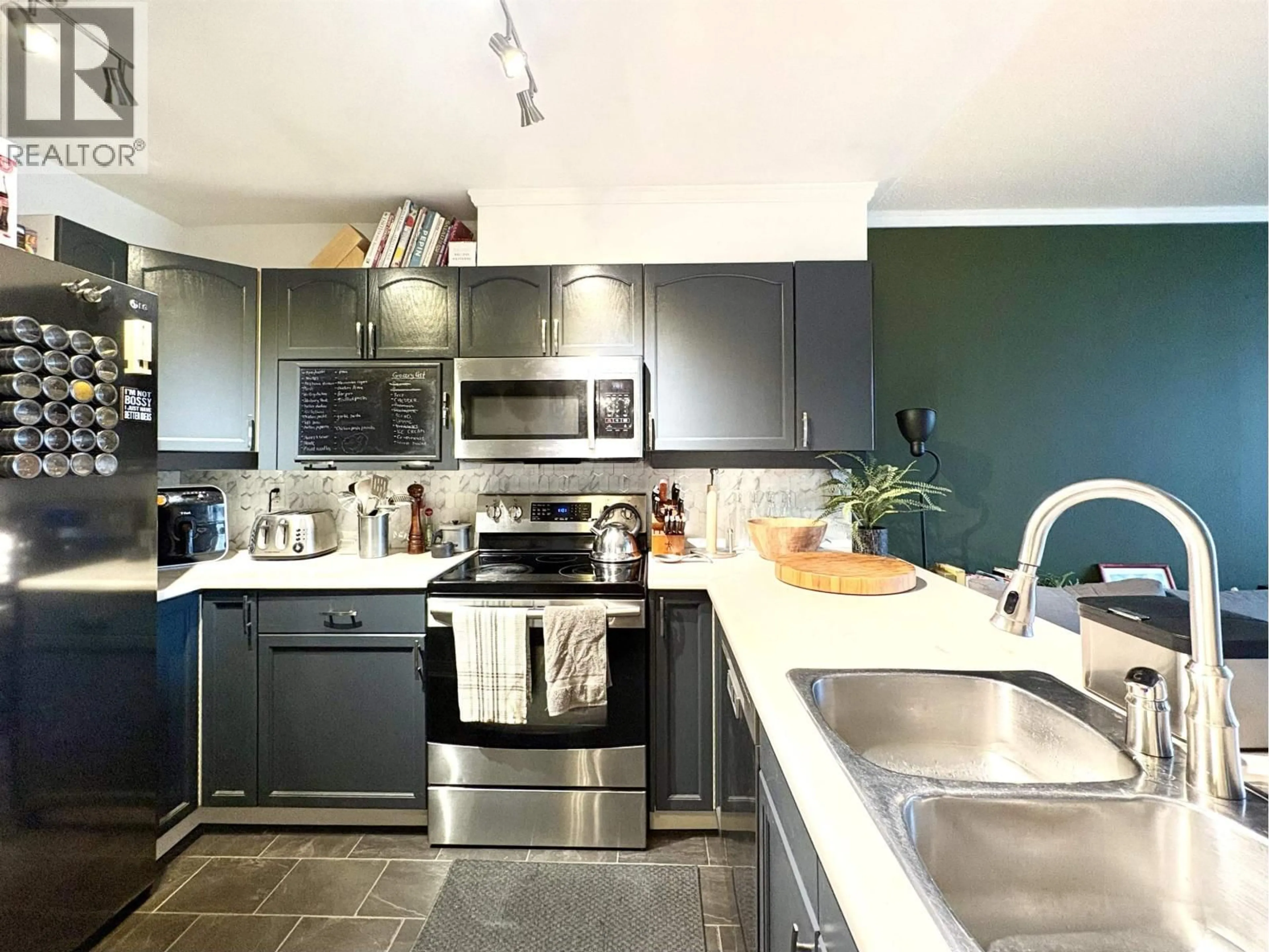 Open concept kitchen, unknown for 305 - 1250 QUAYSIDE DRIVE, New Westminster British Columbia V3M6E2