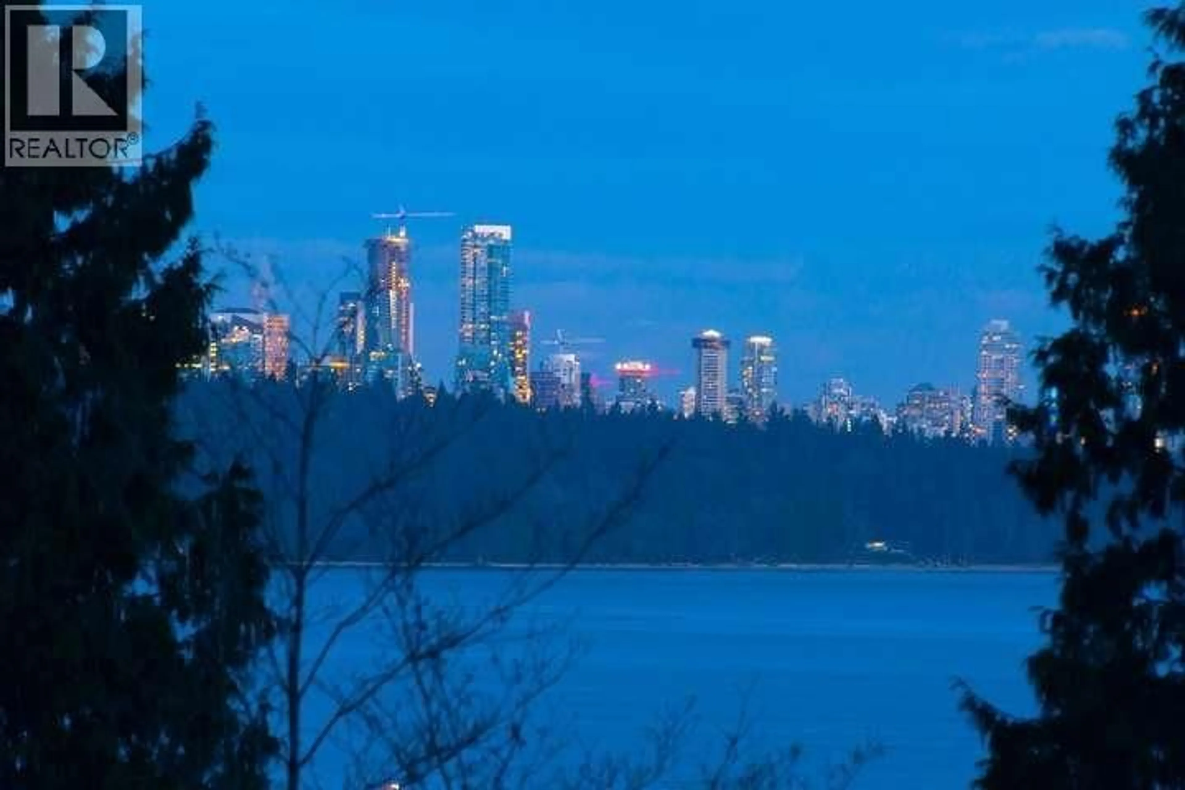 Blurry image for 457 HILLCREST STREET, West Vancouver British Columbia V7V2L8