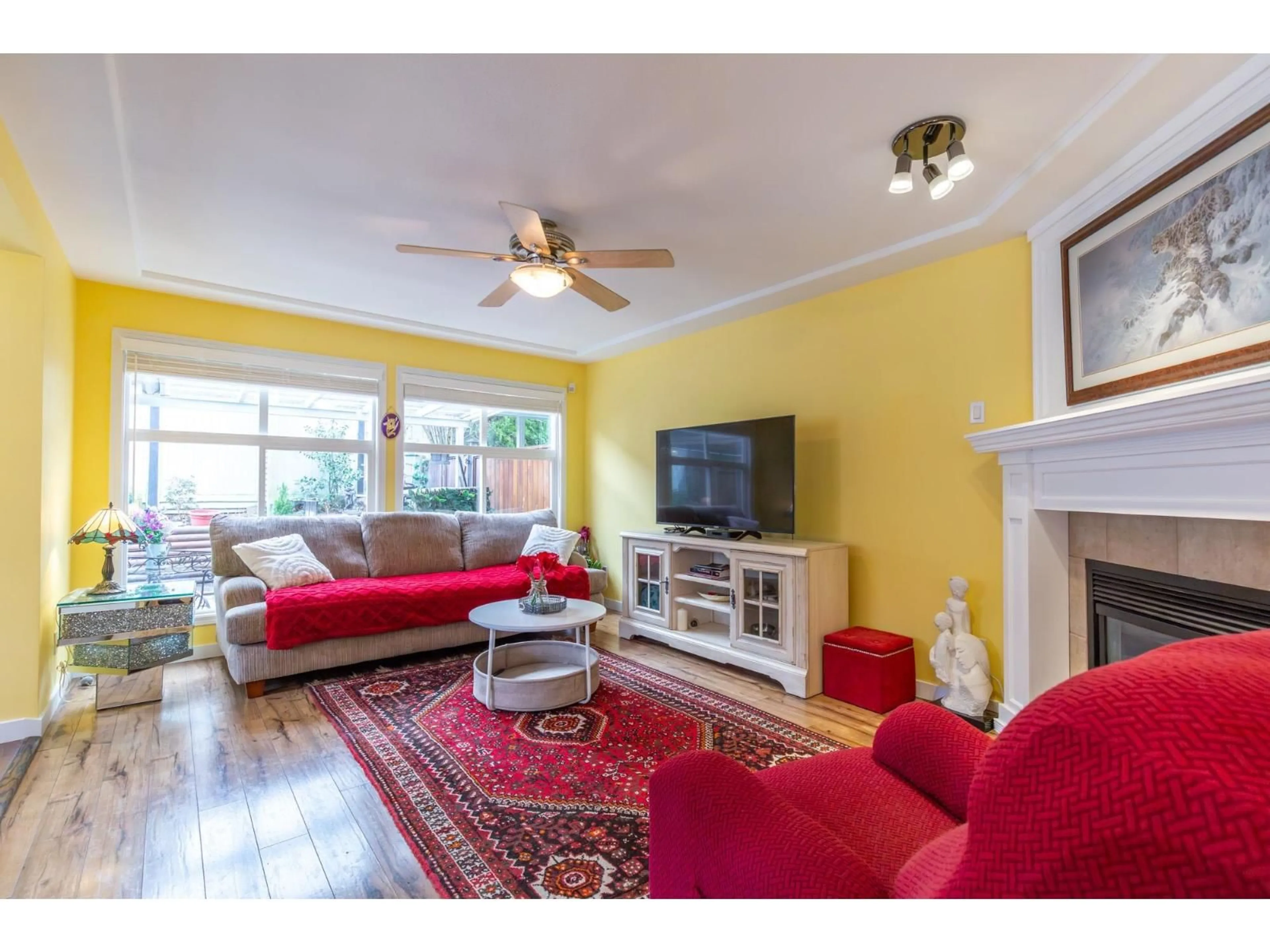 Living room with furniture, unknown for 174 - 6450 VEDDER ROAD, Chilliwack British Columbia V2R5N7