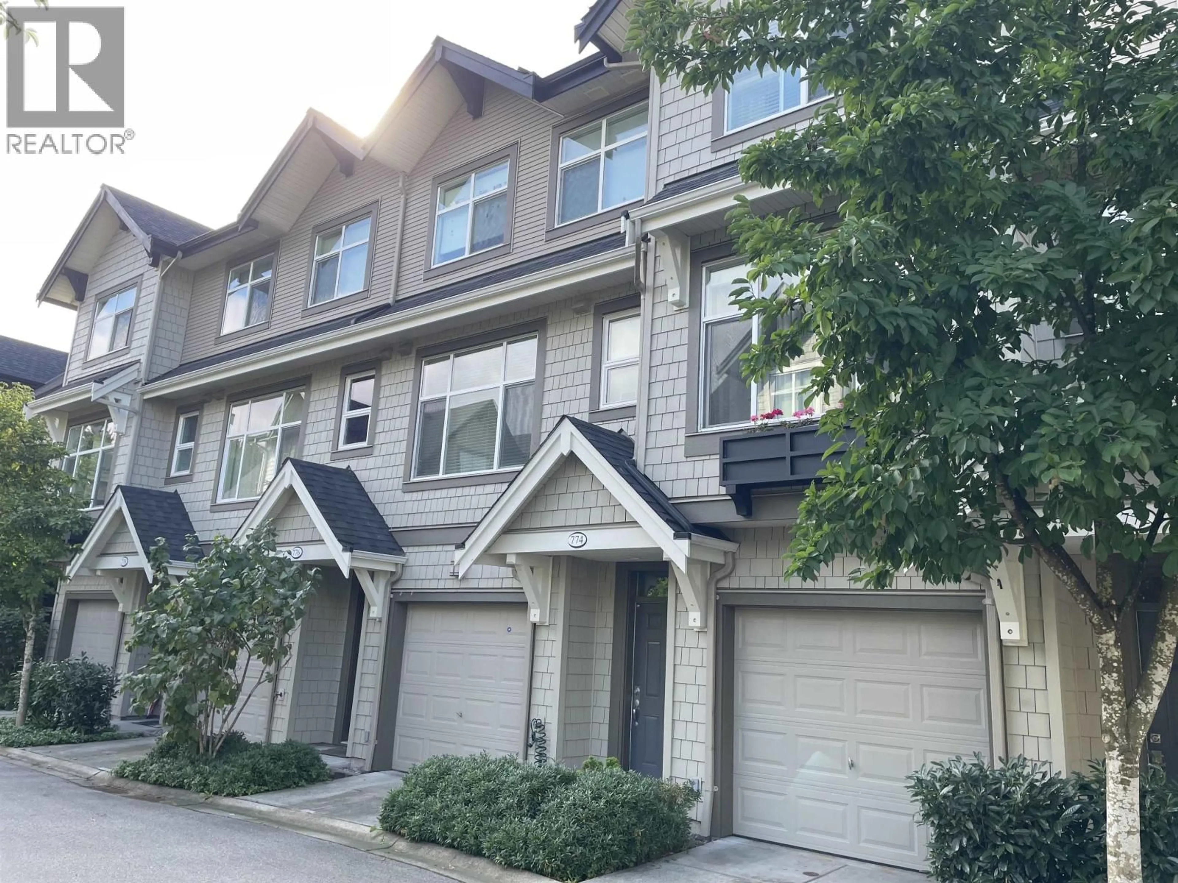 A pic from outside/outdoor area/front of a property/back of a property/a pic from drone, street for 774 ORWELL STREET, North Vancouver British Columbia V7J0A5