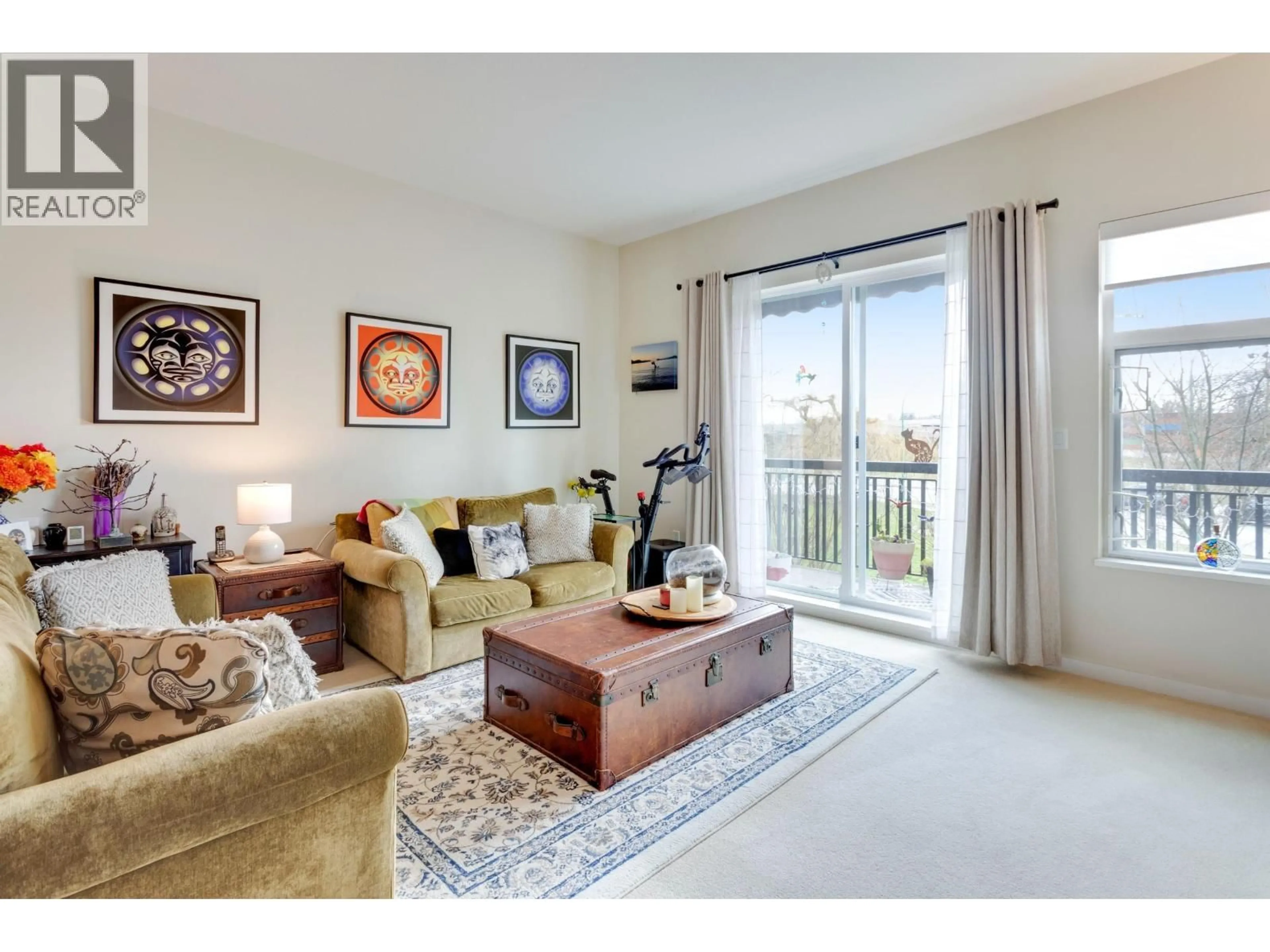 Living room with furniture, unknown for 774 ORWELL STREET, North Vancouver British Columbia V7J0A5