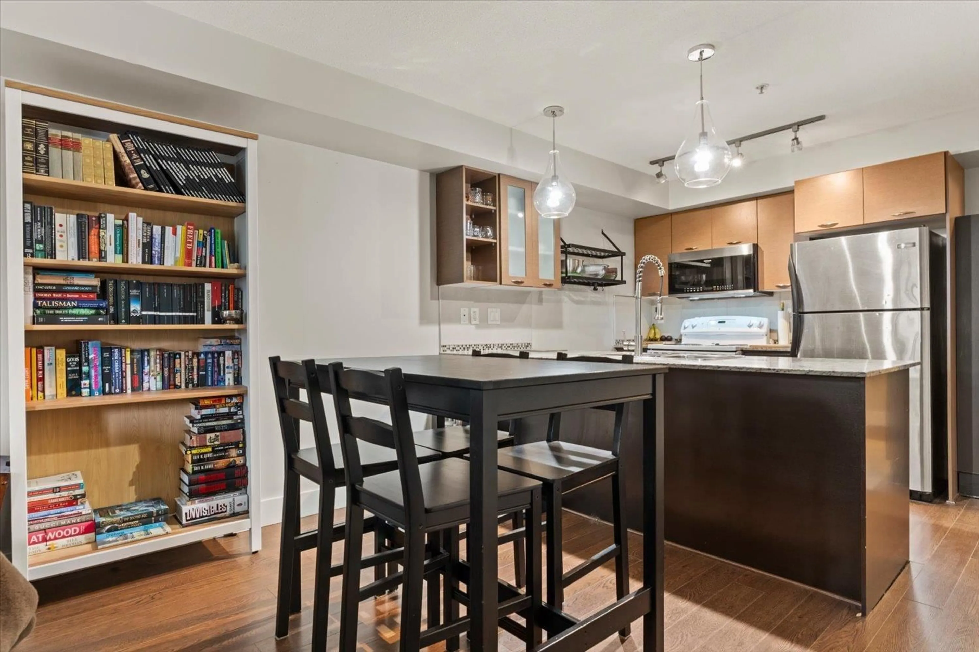 Open concept kitchen, unknown for 129 - 2233 MCKENZIE ROAD, Abbotsford British Columbia V2S4A1