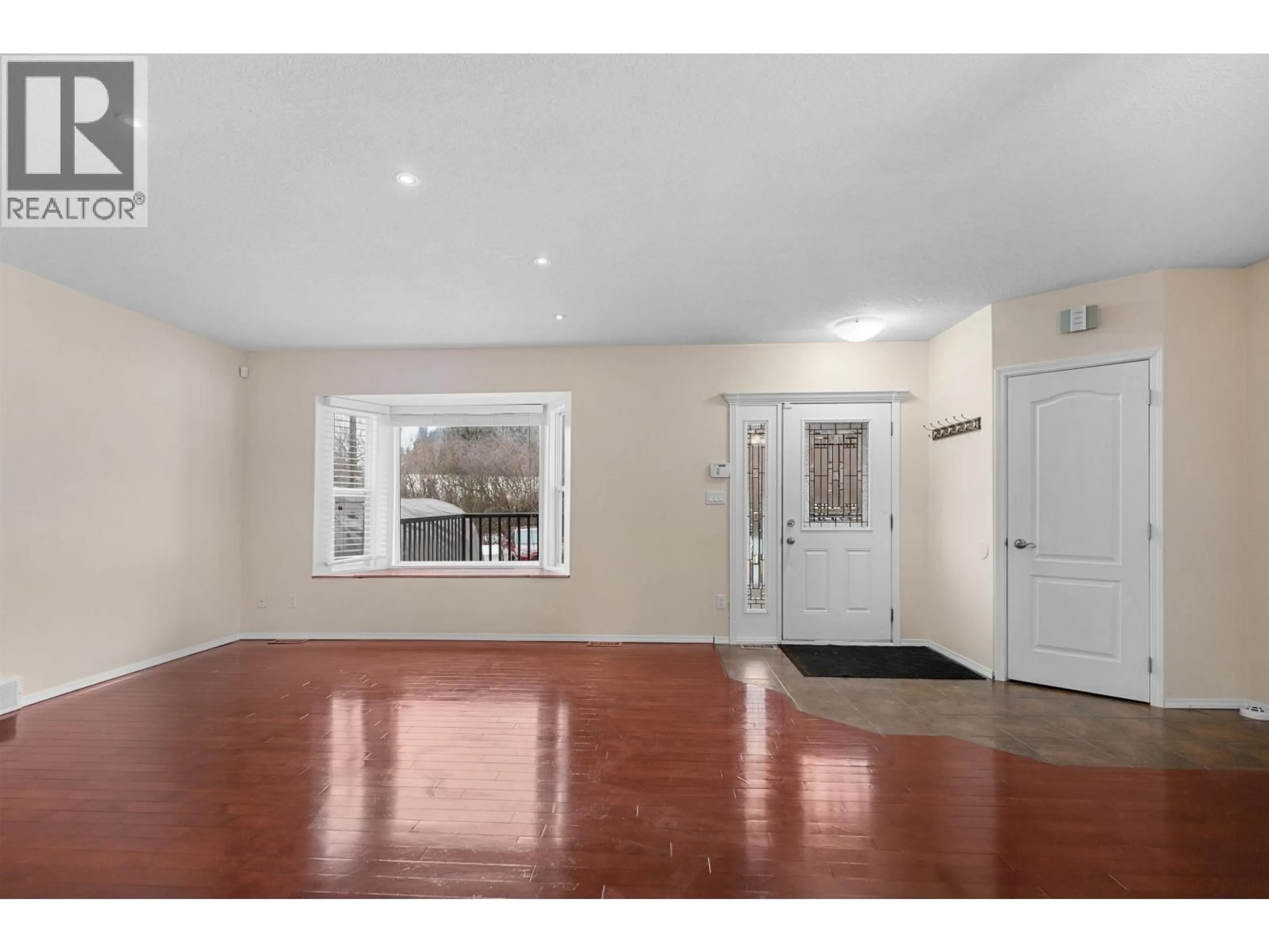 Unknown for 622 CUTBANK ROAD, Prince George British Columbia V2K5P4