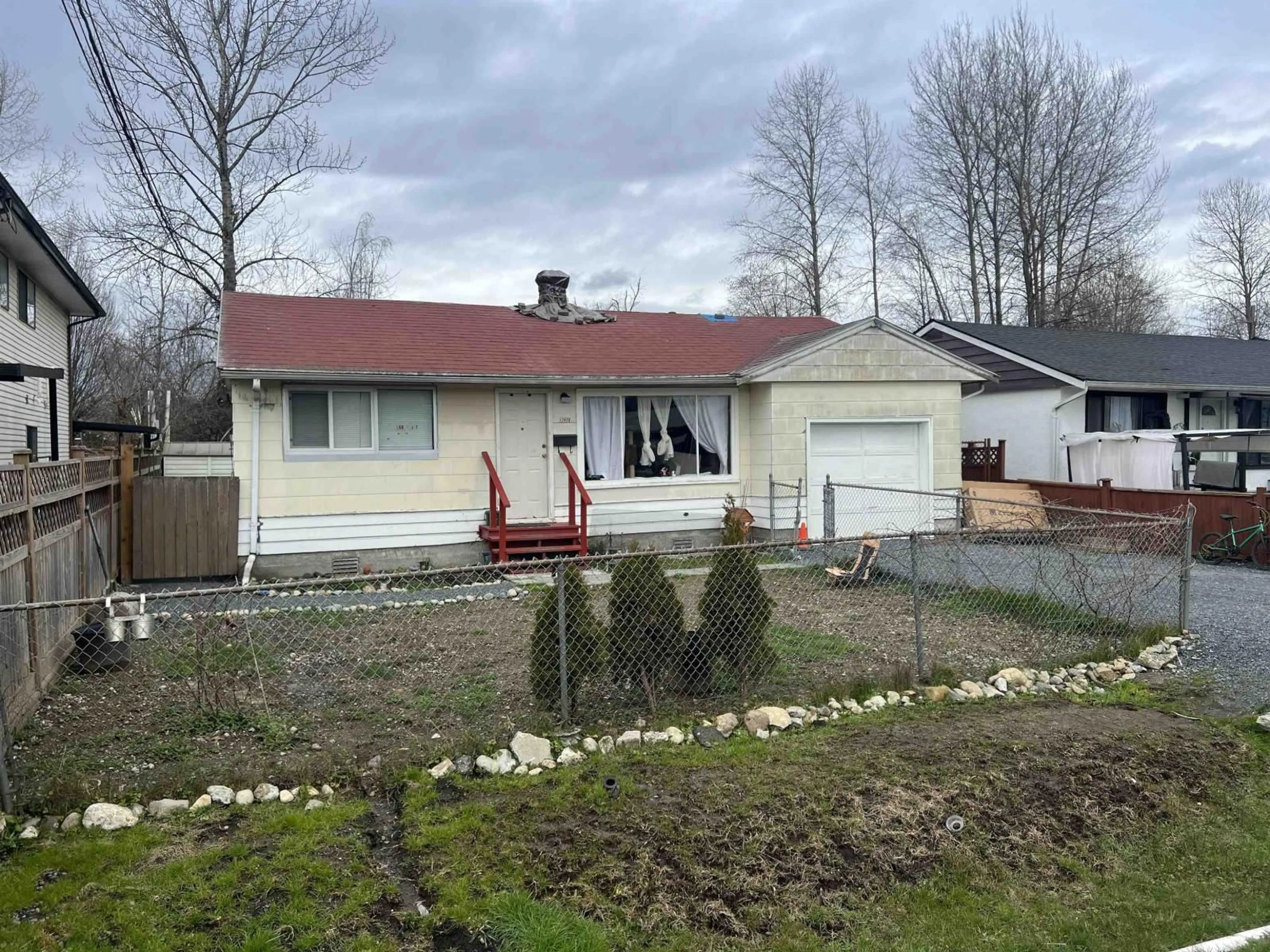 A pic from outside/outdoor area/front of a property/back of a property/a pic from drone, street for 12875 114A AVENUE, Surrey British Columbia V3R2N1