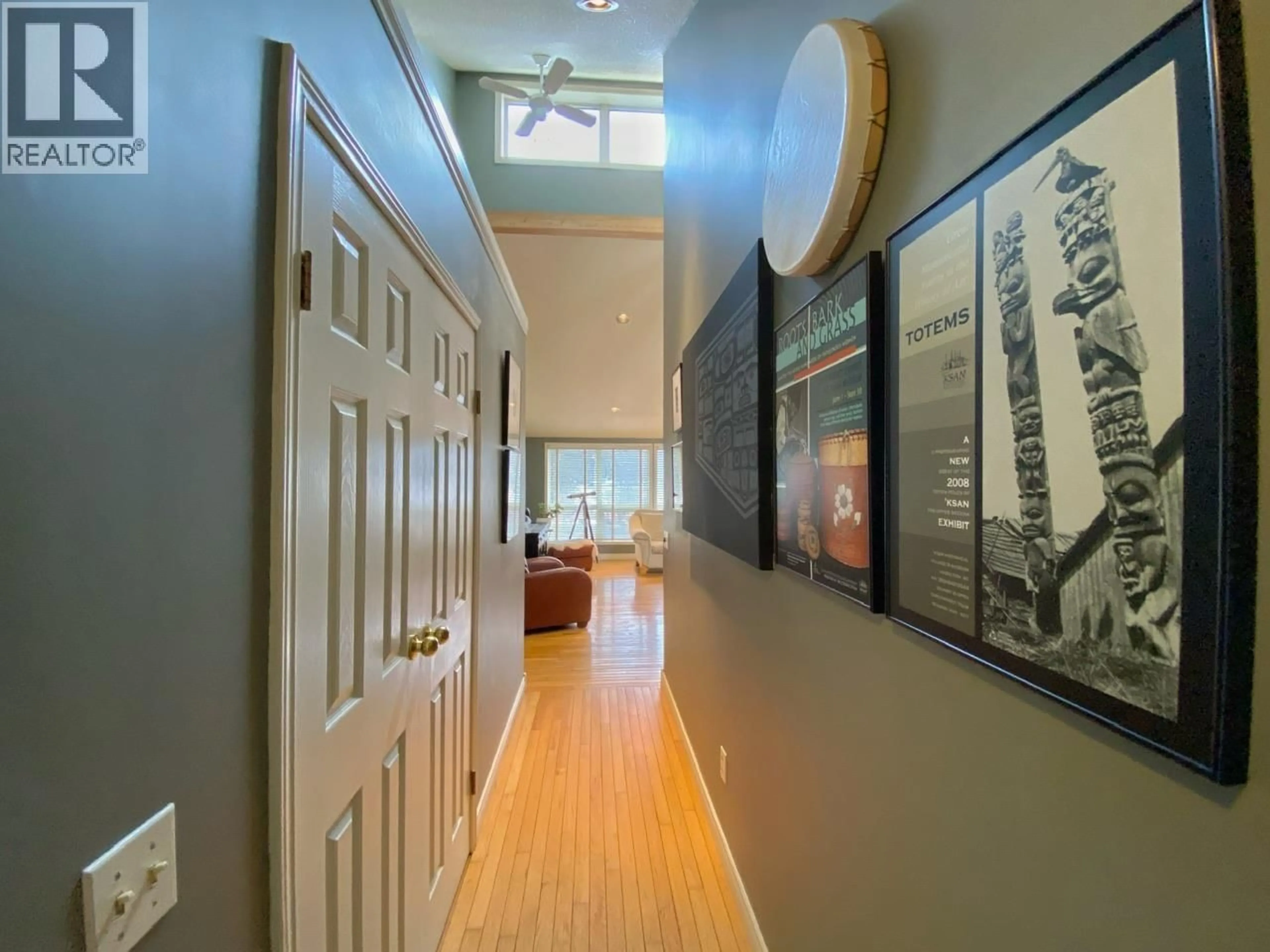 Indoor foyer for 4805 STRATHERN ROAD, Hazelton British Columbia V0J1Y1