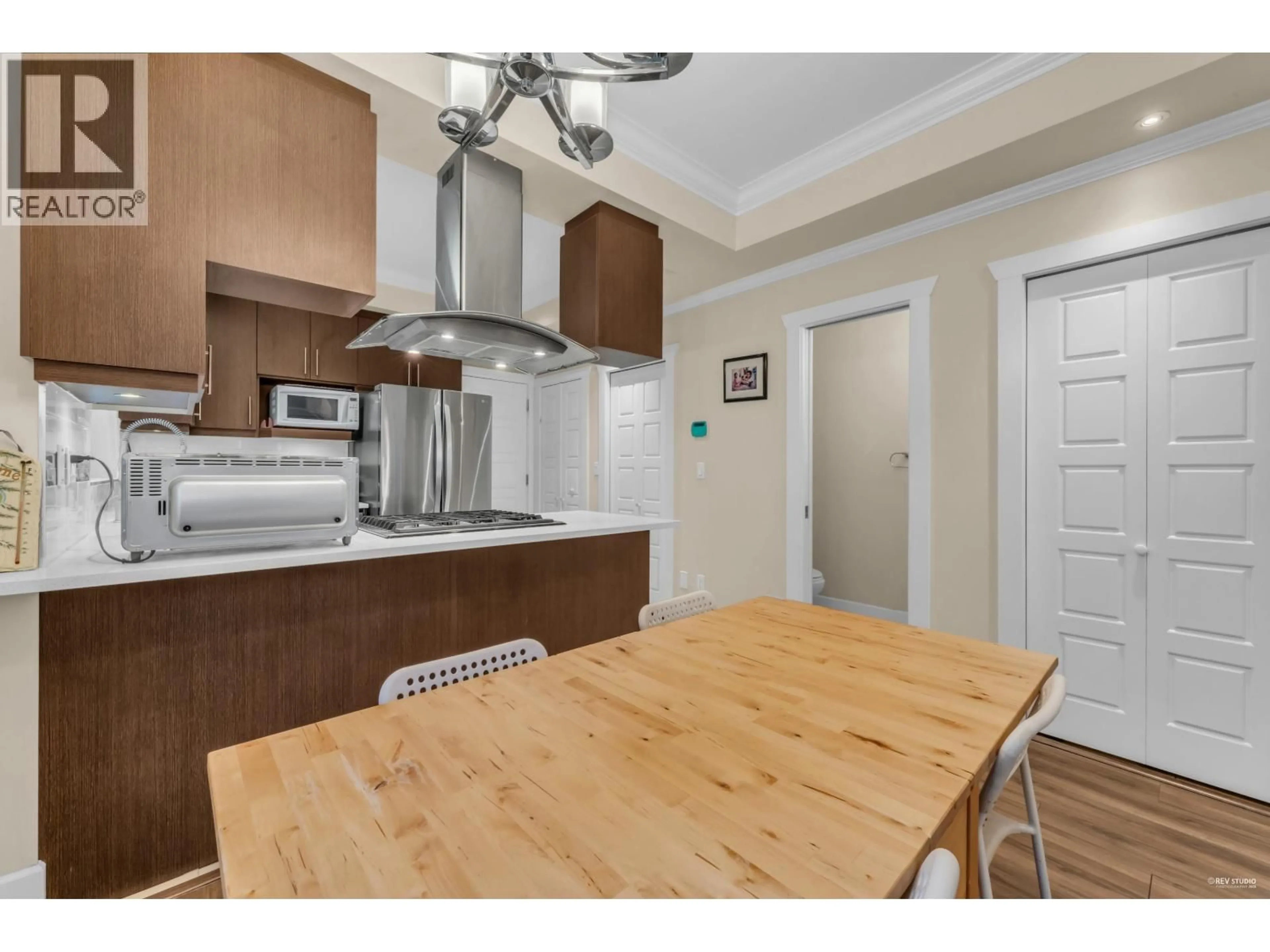 Standard kitchen, wood/laminate floor for 5 - 6331 NO. 4 ROAD, Richmond British Columbia V6Y2T1