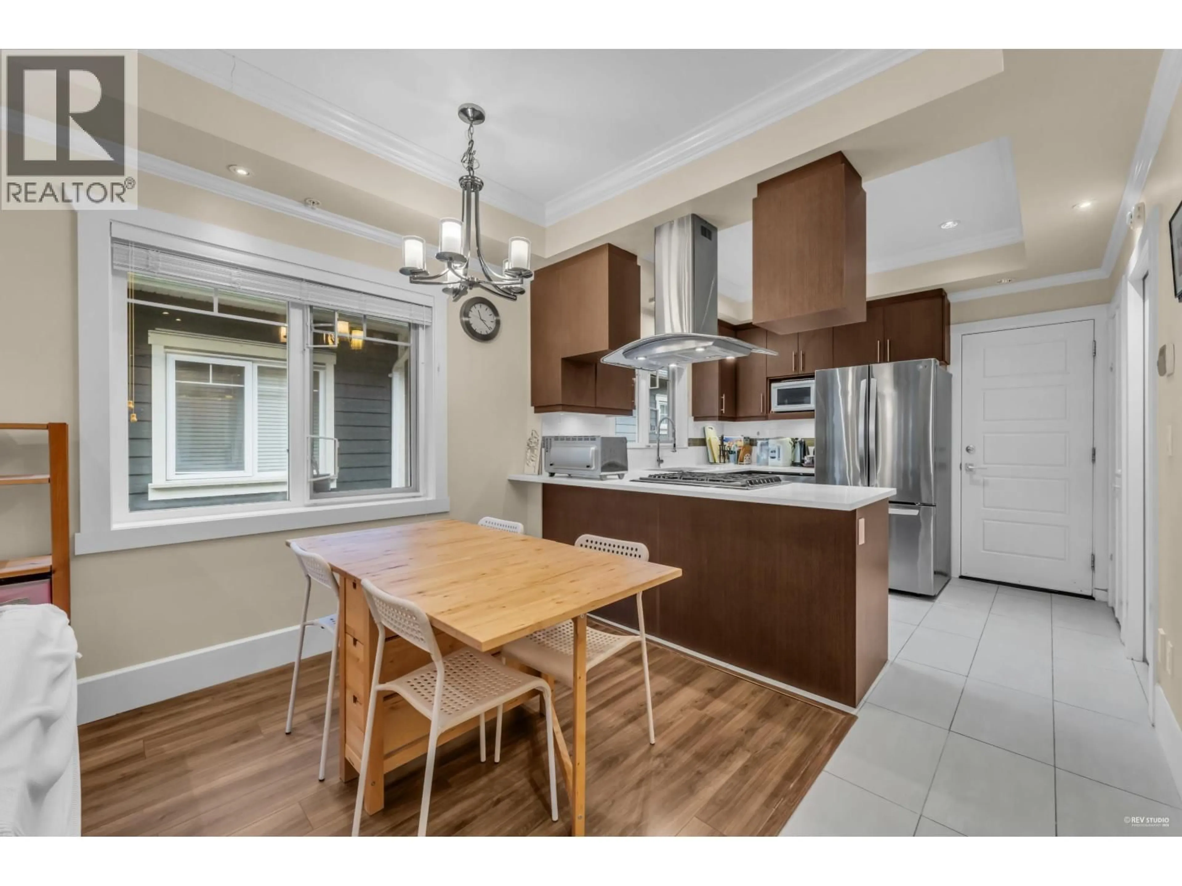Open concept kitchen, wood/laminate floor for 5 - 6331 NO. 4 ROAD, Richmond British Columbia V6Y2T1