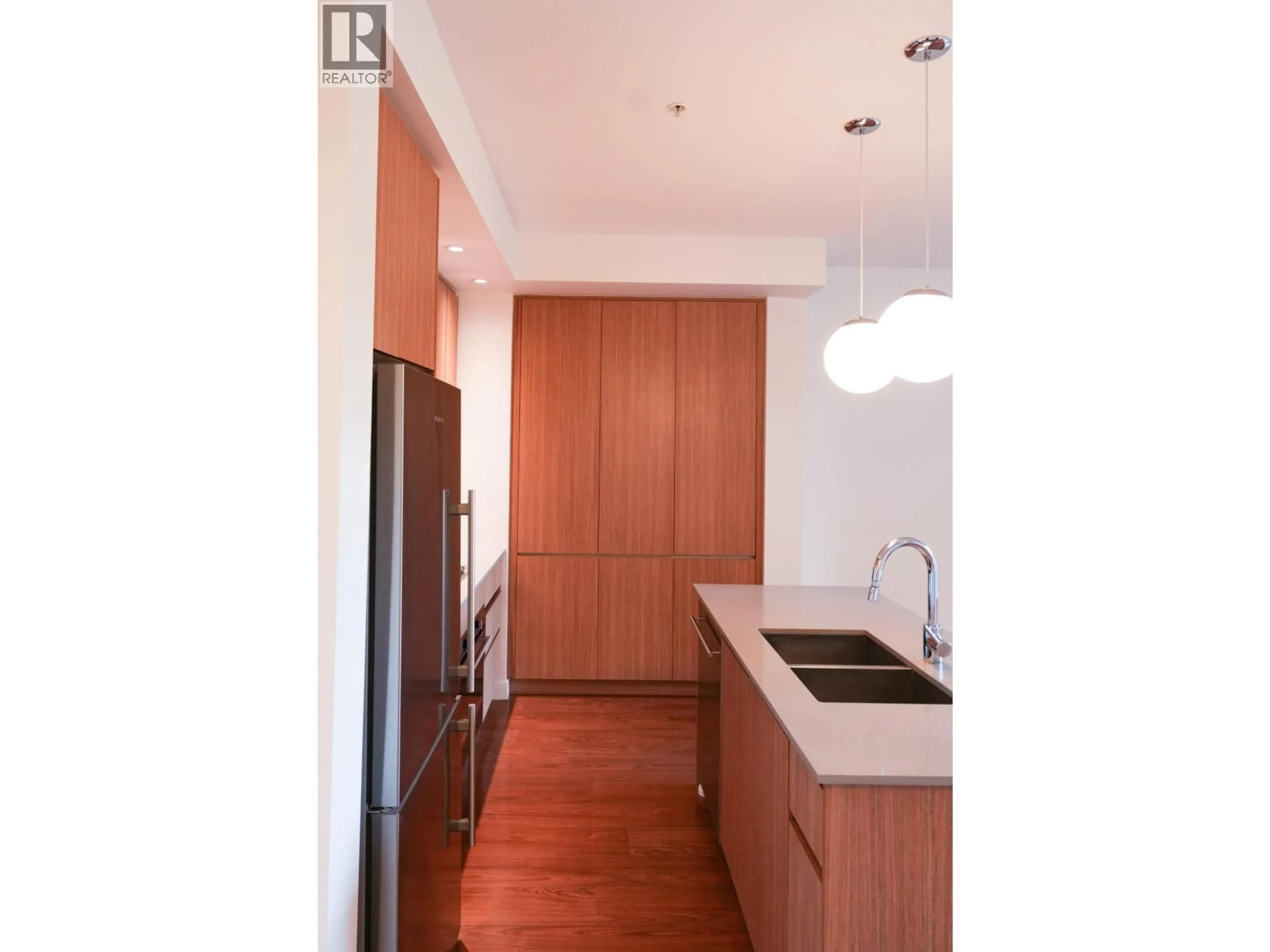 Open concept kitchen, wood/laminate floor for 320 - 516 FOSTER AVENUE, Coquitlam British Columbia V3J0H8