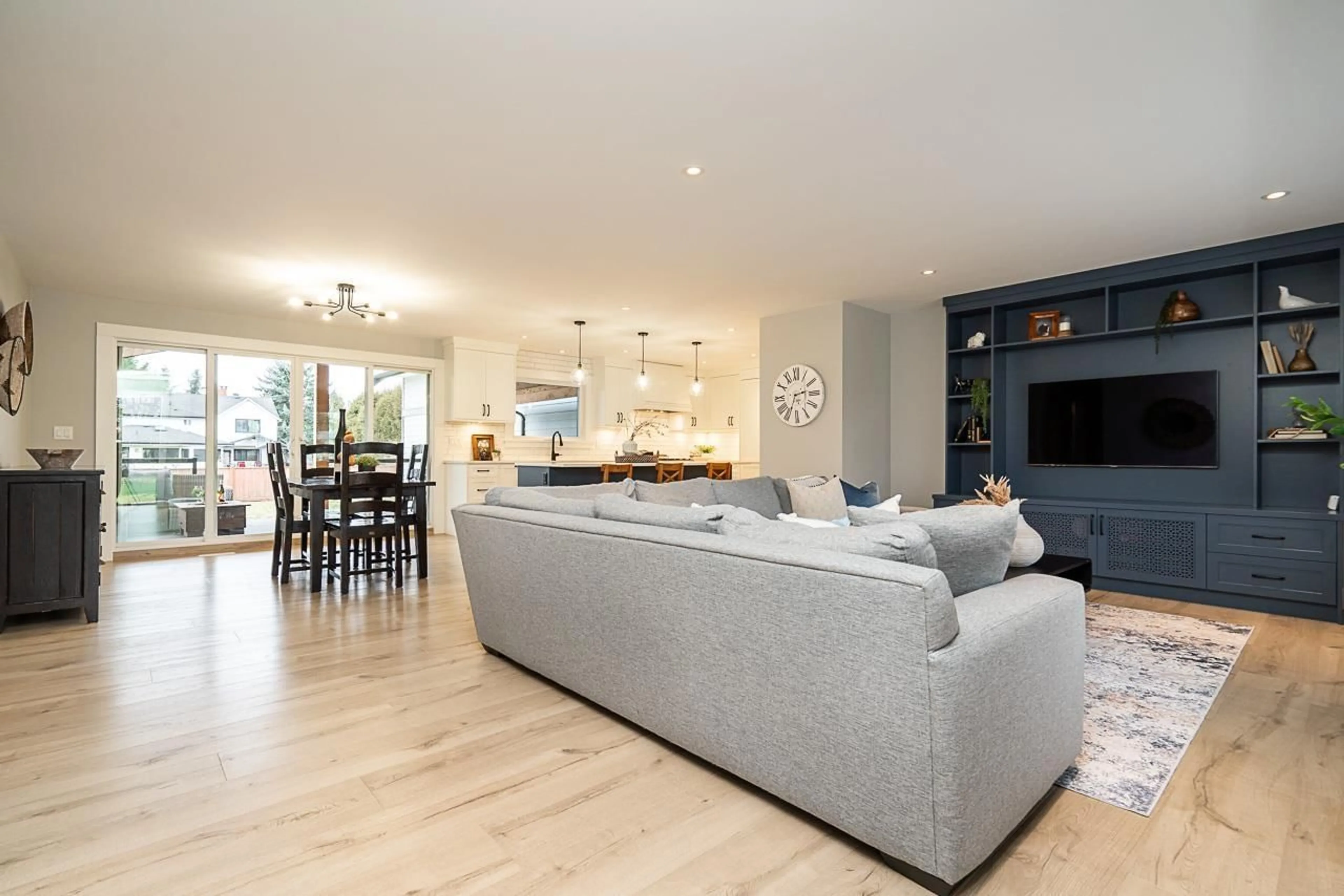 Living room with furniture, unknown for 5823 246 STREET, Langley British Columbia V2Z1H1