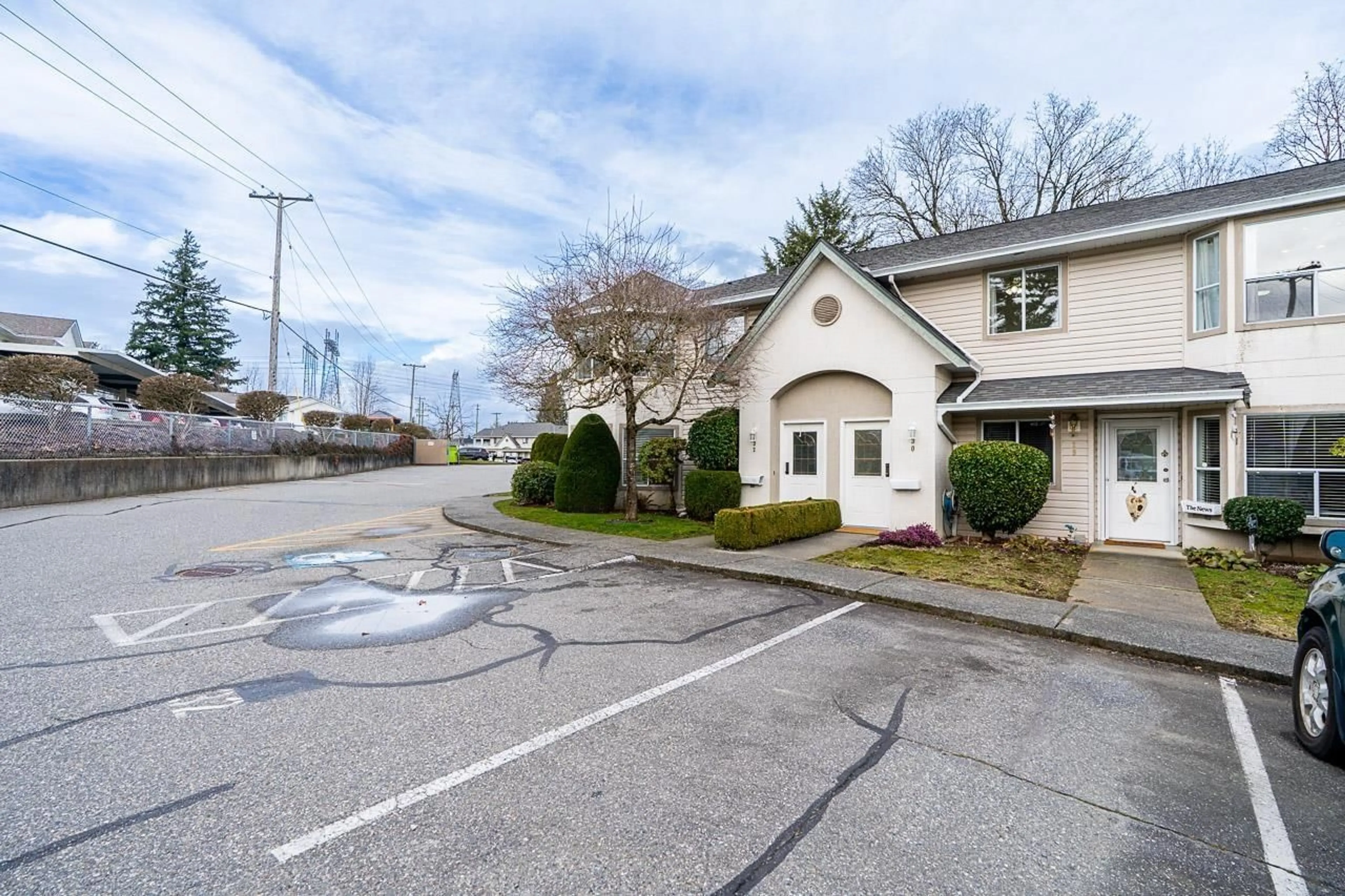 Unknown for 30 - 3380 GLADWIN ROAD, Abbotsford British Columbia V2S7G1