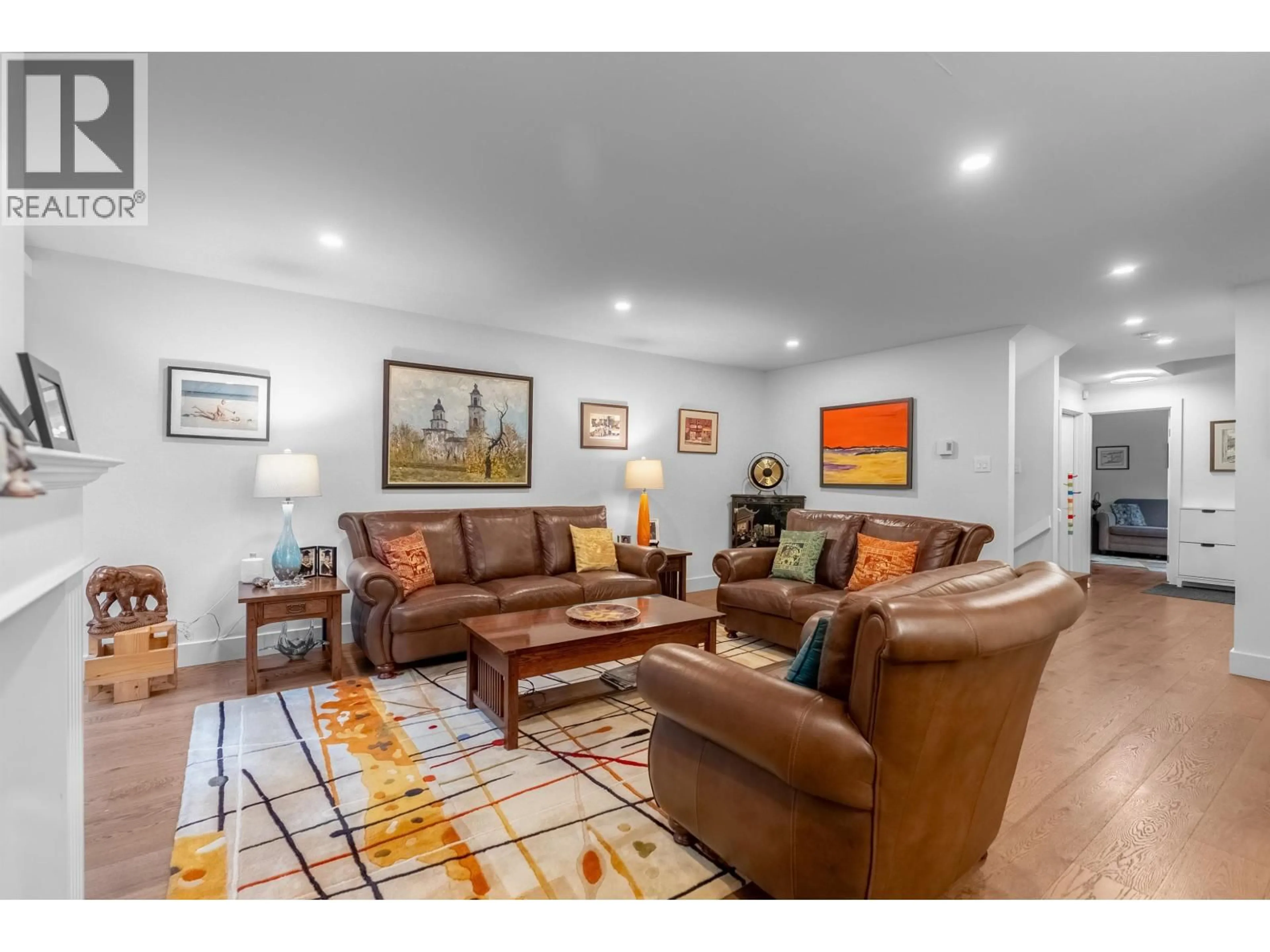 Living room with furniture, unknown for 3993 PARKWAY DRIVE, Vancouver British Columbia V6L3C9