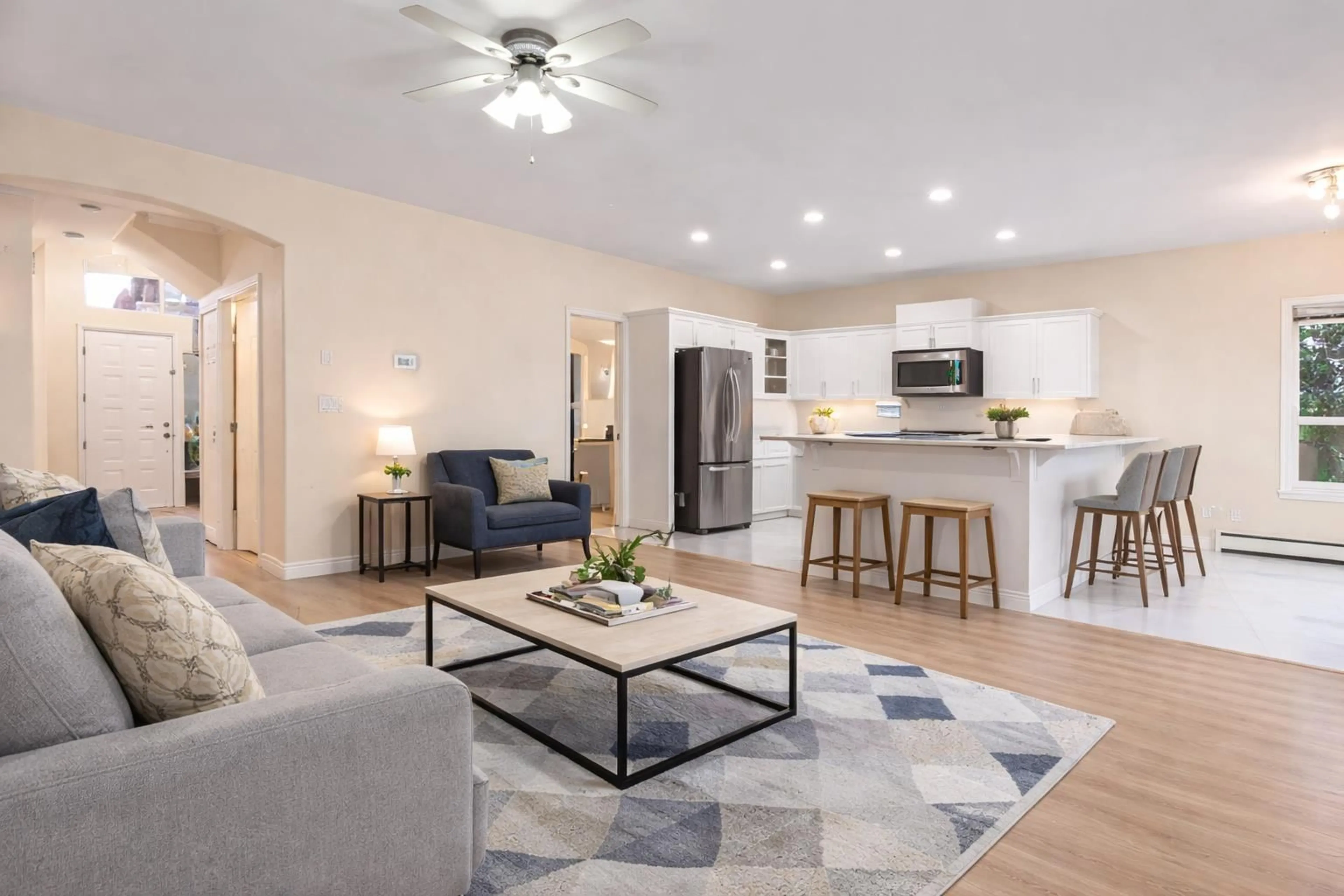 Open concept kitchen, unknown for 8004 MELBURN DRIVE, Mission British Columbia V2V7B6