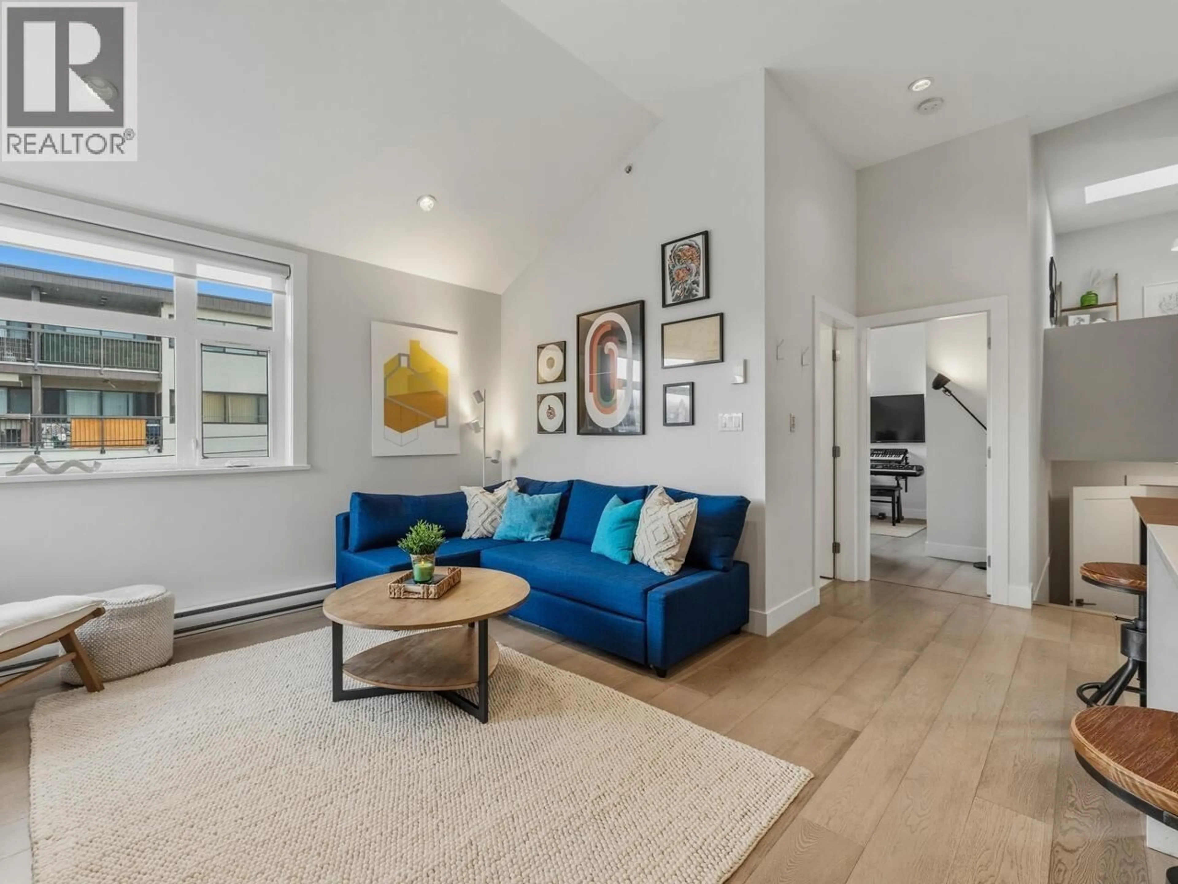 Living room with furniture, unknown for 1681 KITCHENER STREET, Vancouver British Columbia V5L2W1