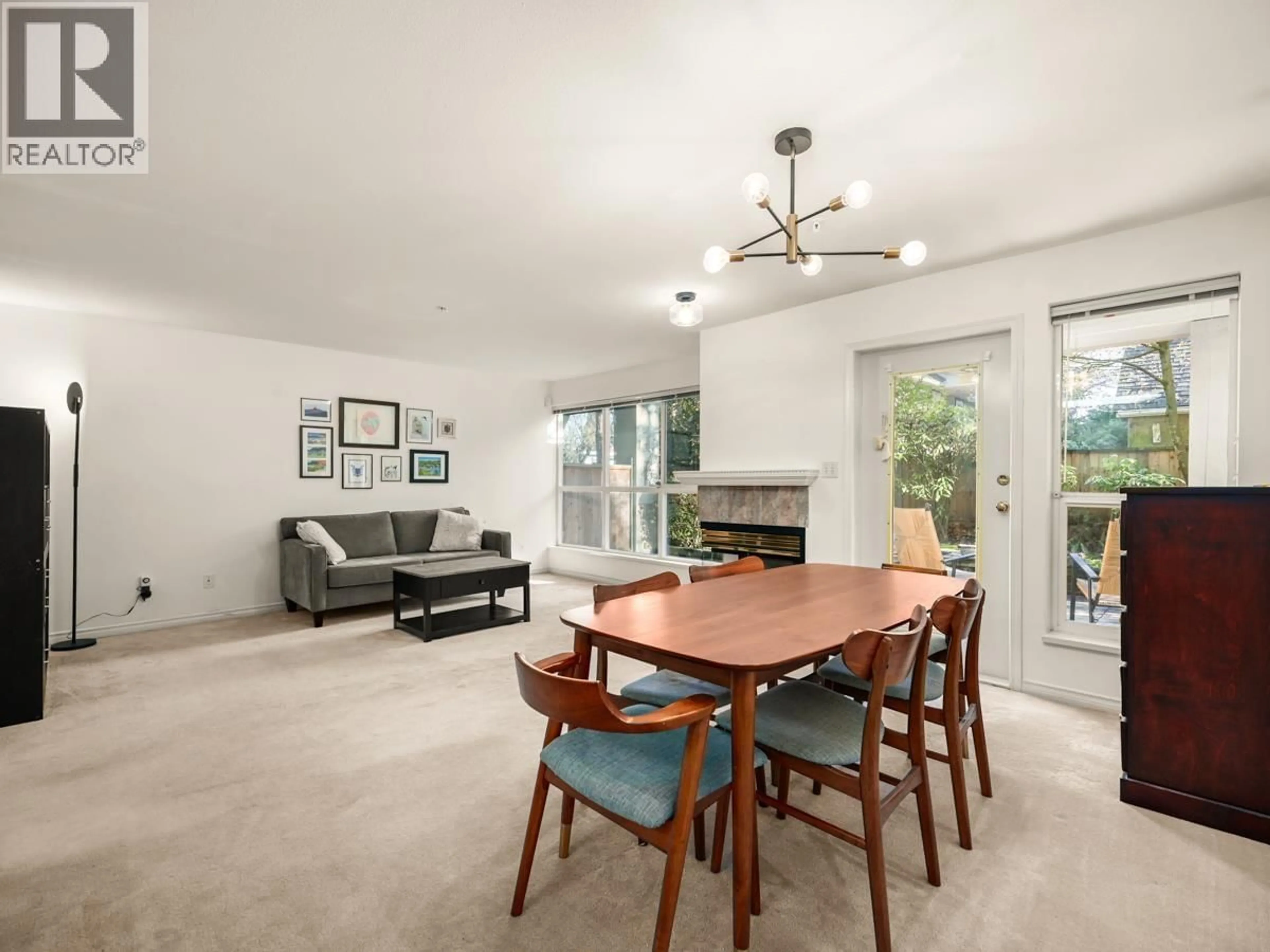 Unknown for 102 - 3770 THURSTON STREET, Burnaby British Columbia V5H1H7