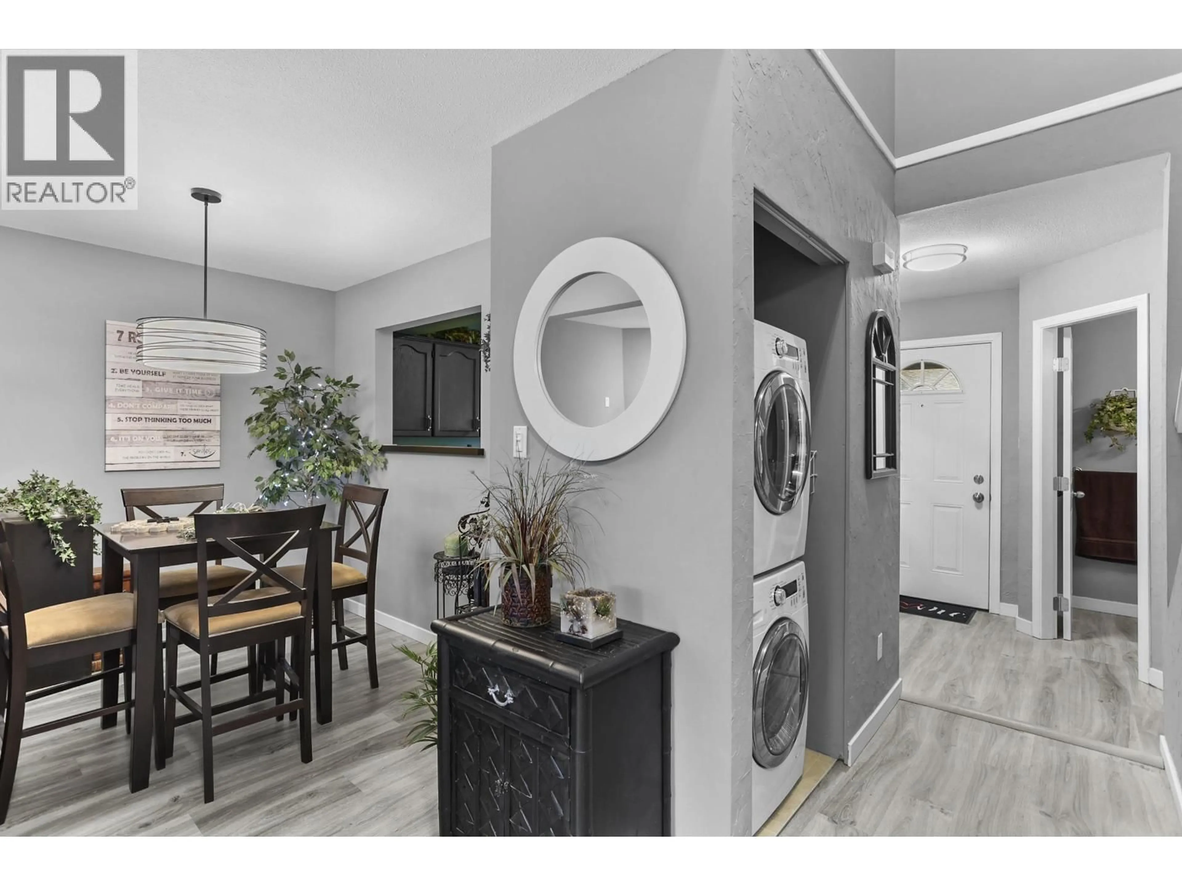 Indoor entryway for 23 - 11580 BURNETT STREET, Maple Ridge British Columbia V2X6P2