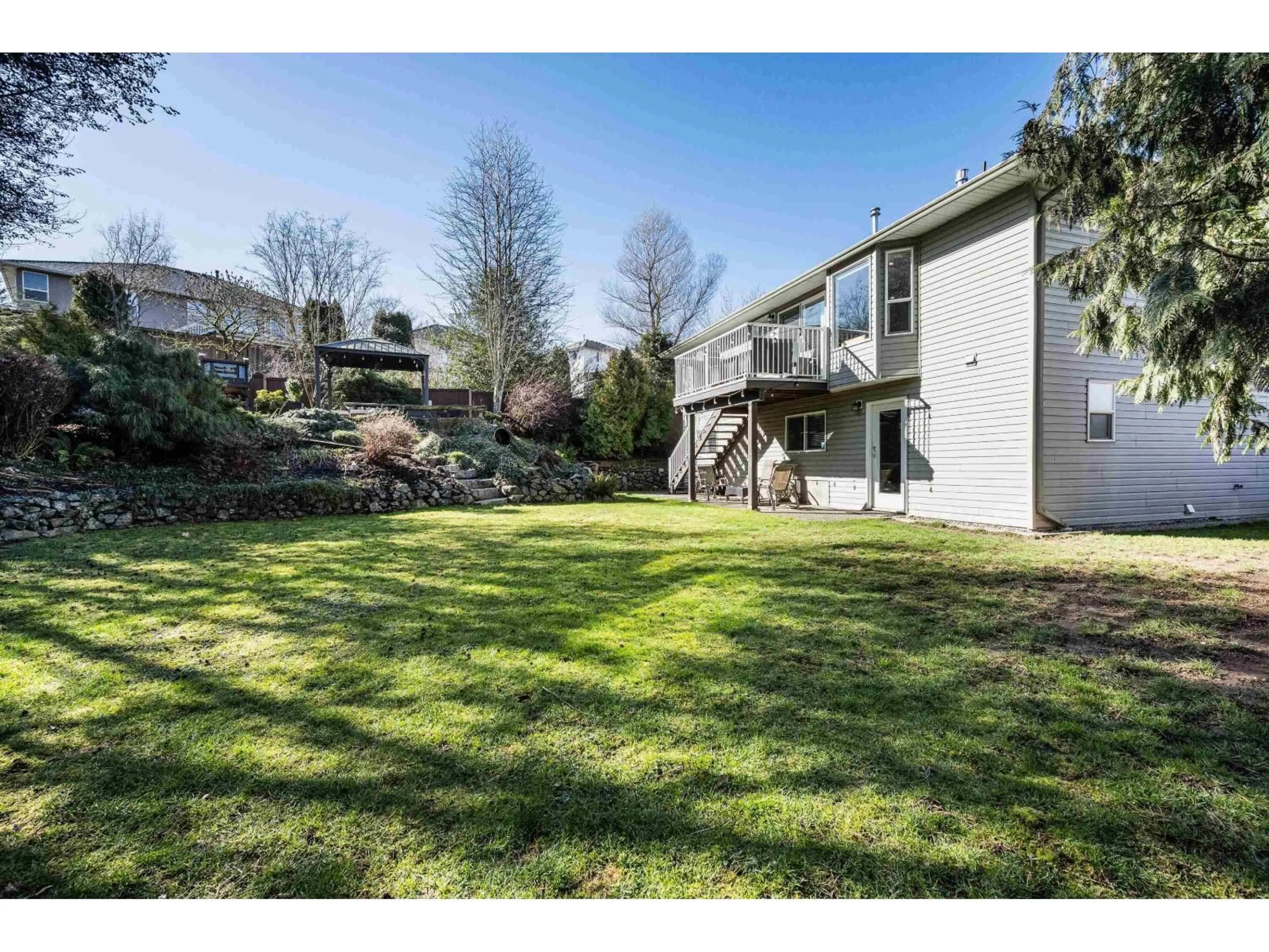 A pic from outside/outdoor area/front of a property/back of a property/a pic from drone, unknown for 46430 EDGEMONT PLACE, Chilliwack British Columbia V2R3Y5