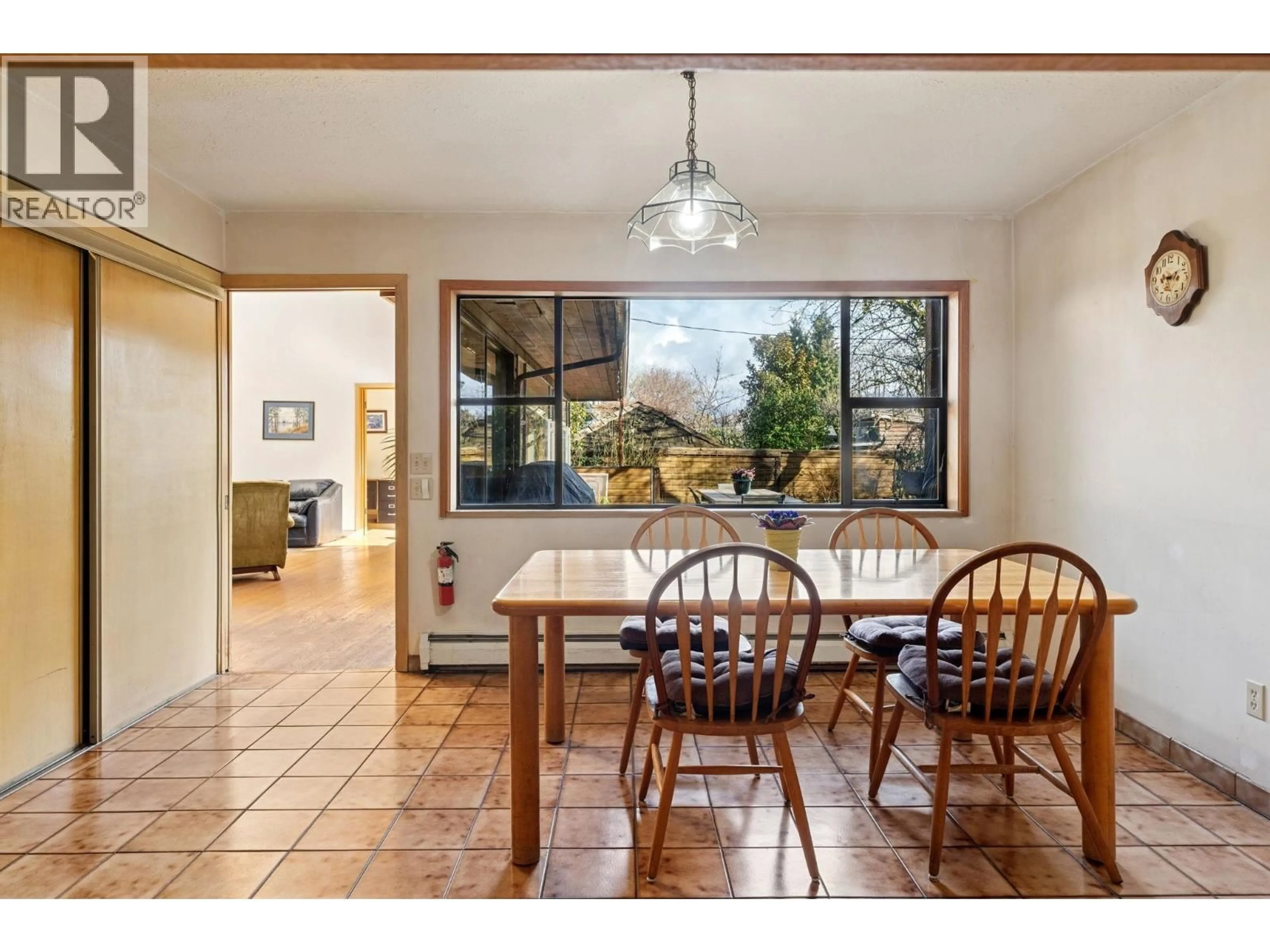 Dining room, ceramic/tile floor for 4436 11TH AVENUE, Vancouver British Columbia V6R2M3