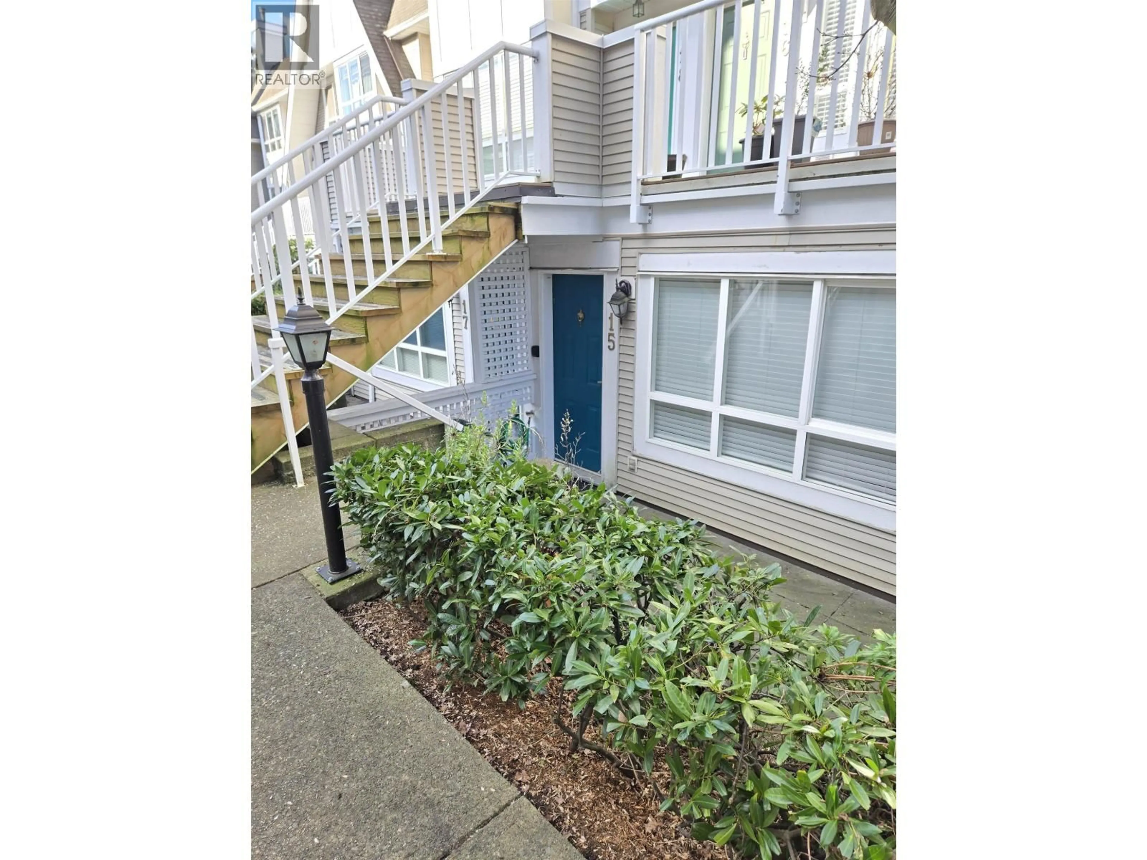 Unknown for 15 - 6577 SOUTHOAKS CRESCENT, Burnaby British Columbia V5E4J9