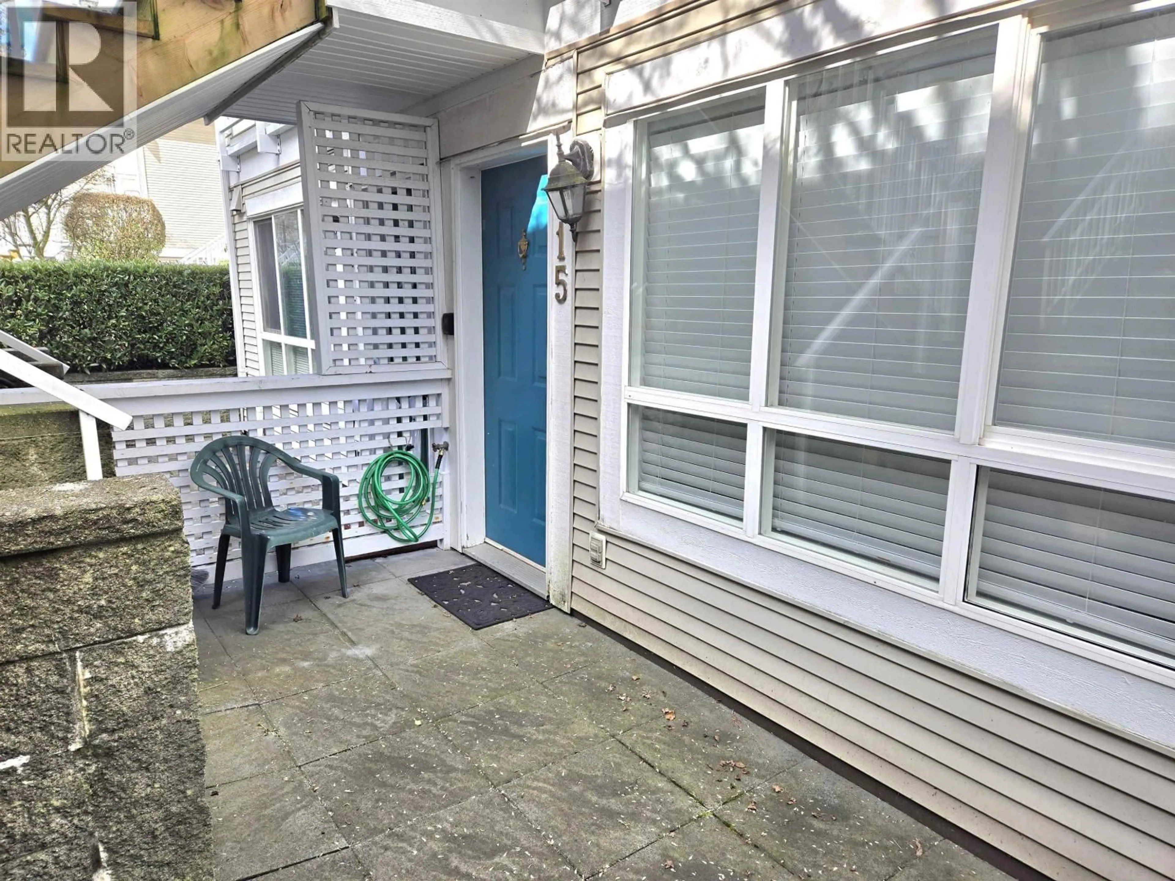 Patio, street for 15 - 6577 SOUTHOAKS CRESCENT, Burnaby British Columbia V5E4J9