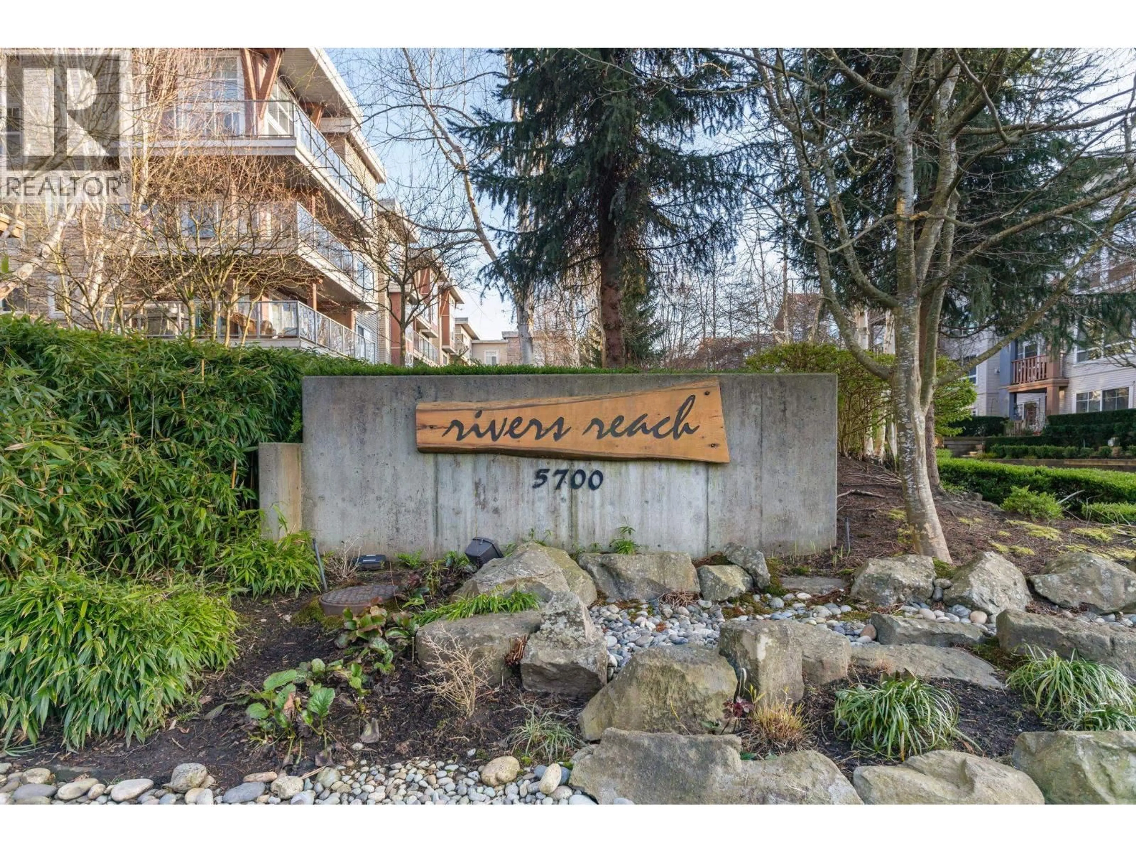 Indoor entryway for 104 - 5700 ANDREWS ROAD, Richmond British Columbia V7E6N7