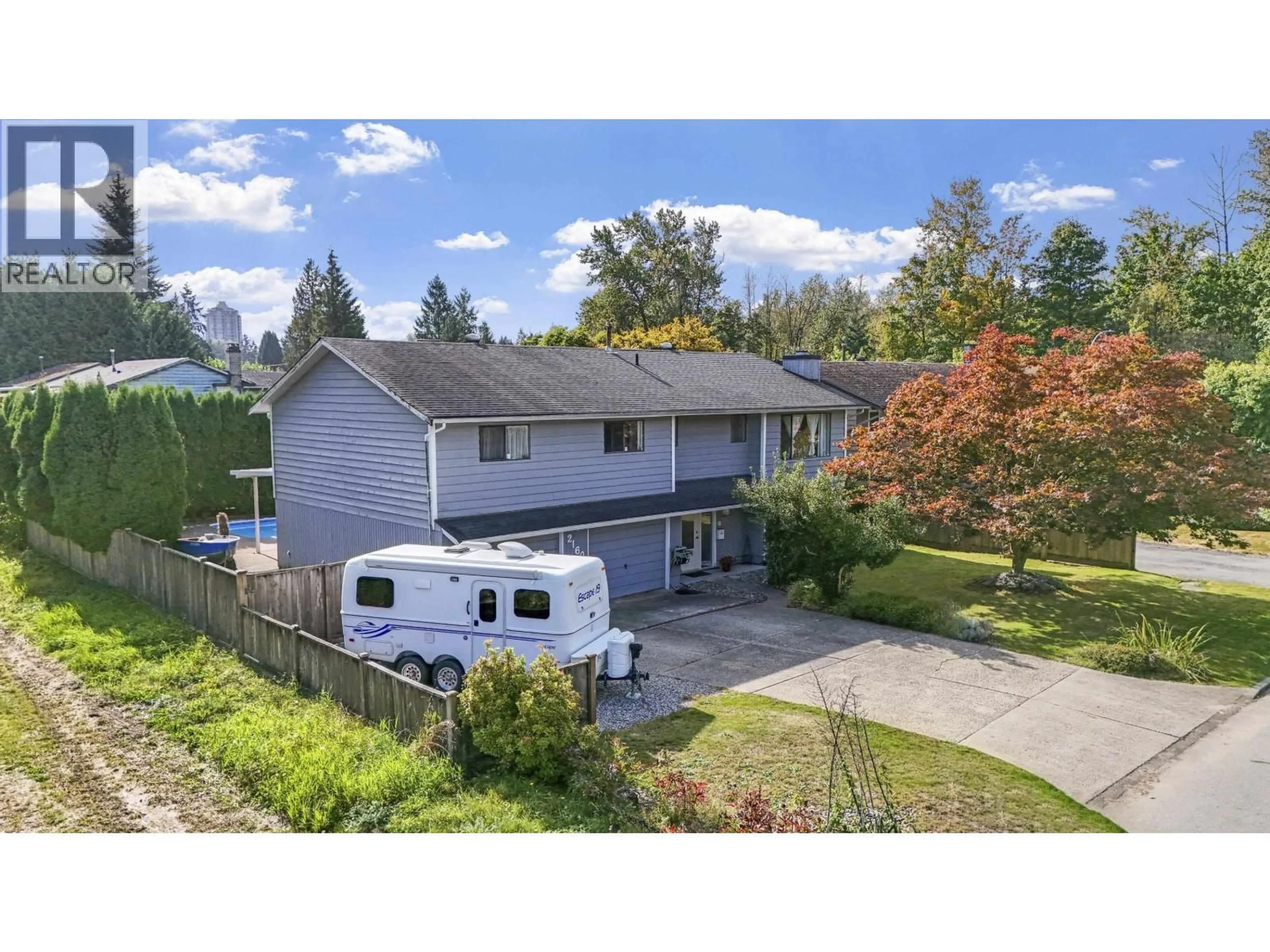 A pic from outside/outdoor area/front of a property/back of a property/a pic from drone, street for 2160 DORSET AVENUE, Port Coquitlam British Columbia V3B5B9
