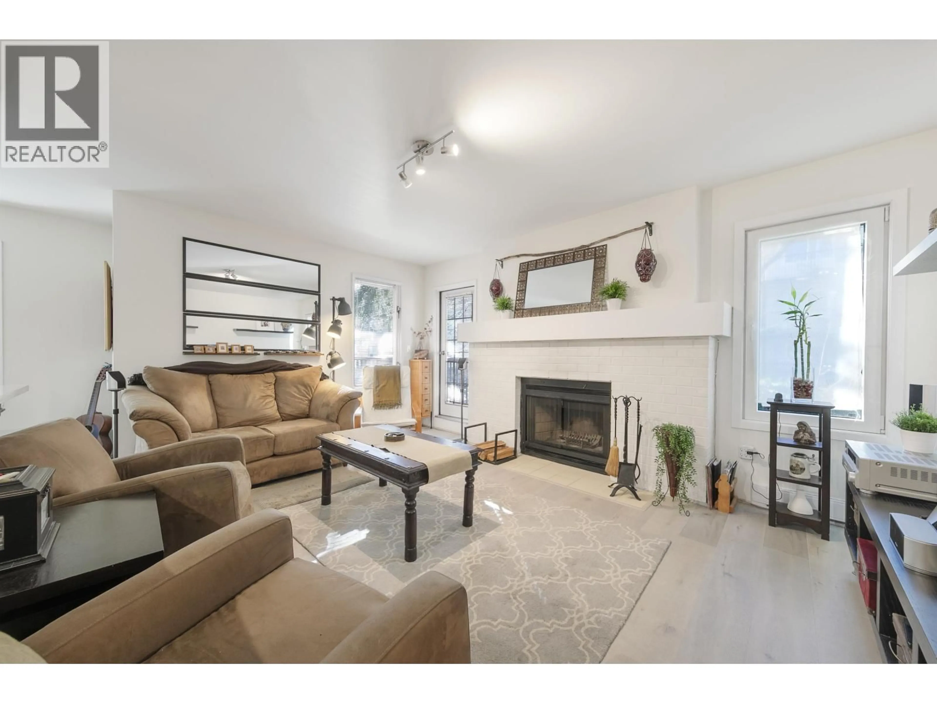 Living room with furniture, unknown for 124 - 7531 MINORU BOULEVARD, Richmond British Columbia V6Y1Z3