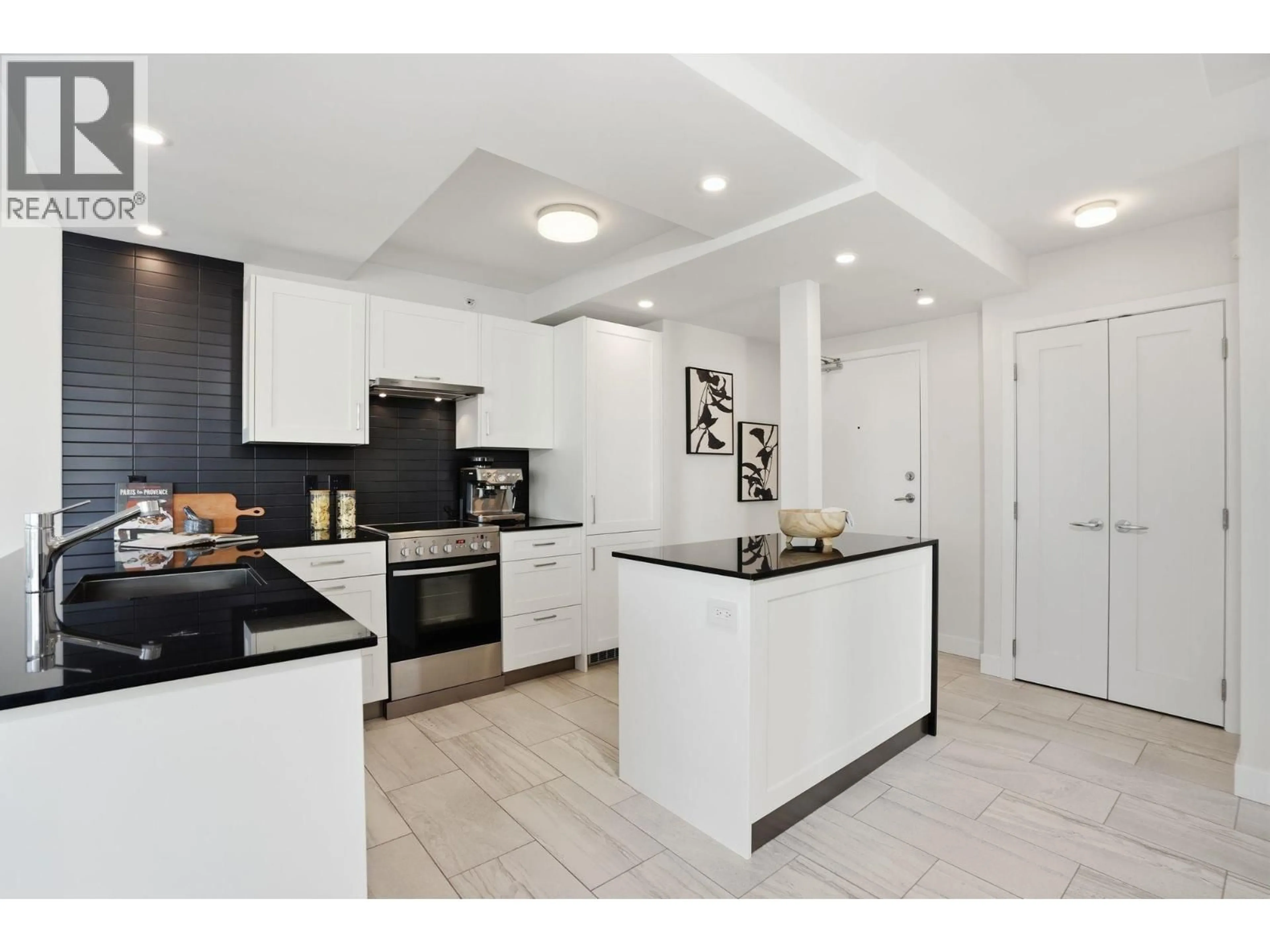Contemporary kitchen, ceramic/tile floor for 3206 - 1495 RICHARDS STREET, Vancouver British Columbia V6Z3E3